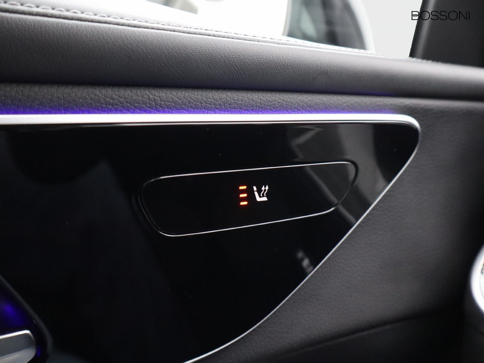 14 - Mercedes GLC suv 300 de plug in hybrid amg line advanced 4matic 9g-tronic