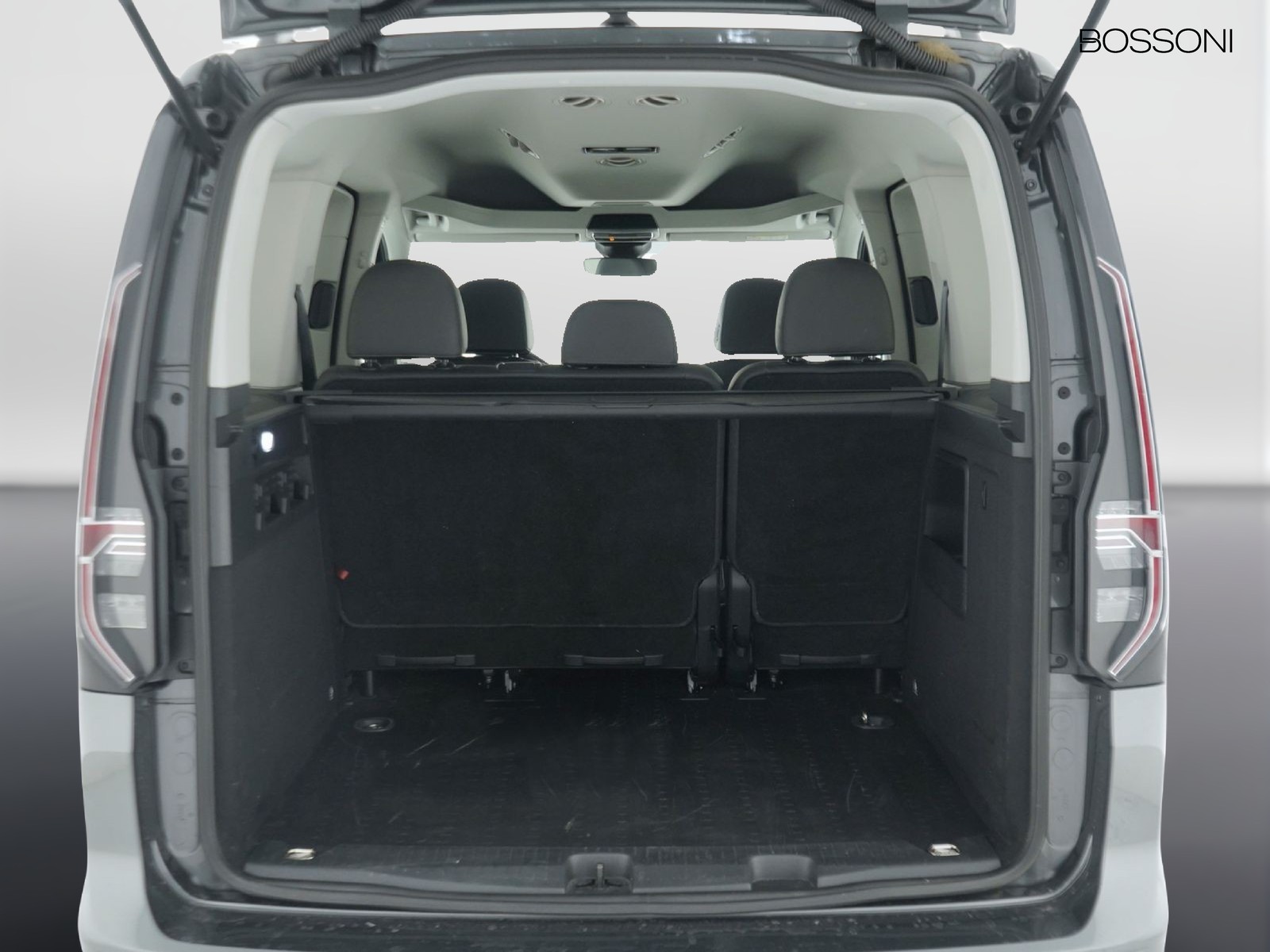 11 - Volkswagen VIC Caddy 2.0 tdi 122cv style dsg7