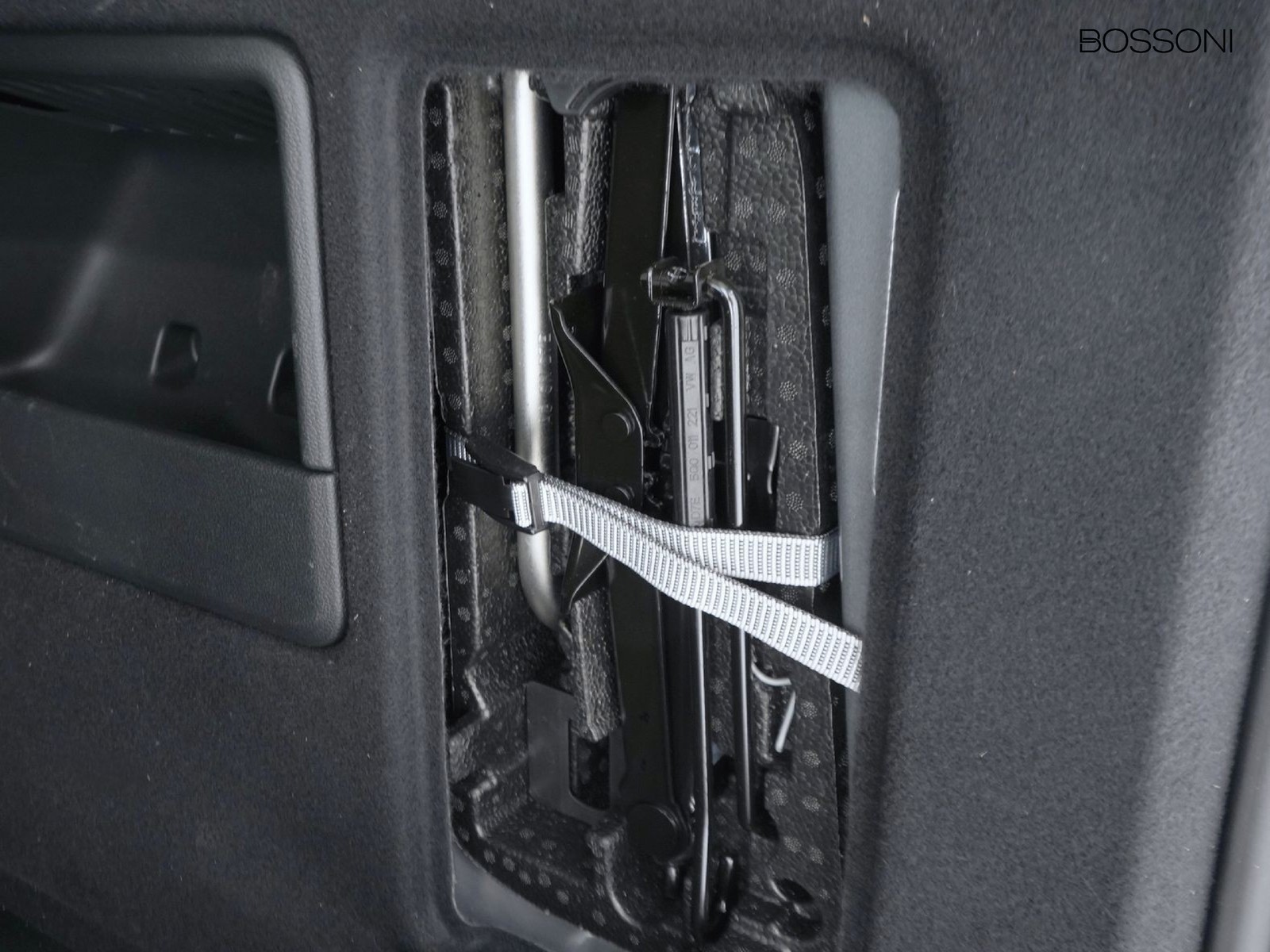 36 - Volkswagen VIC Caddy 2.0 tdi 122cv style dsg7