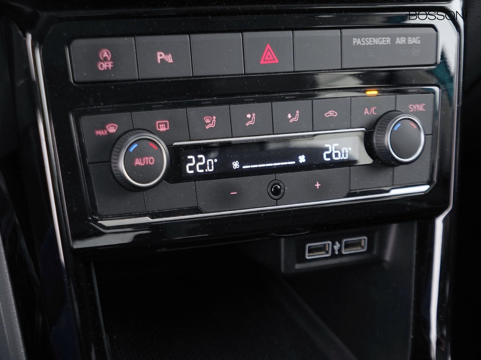 23 - Volkswagen T-Cross 1.0 tsi style dsg