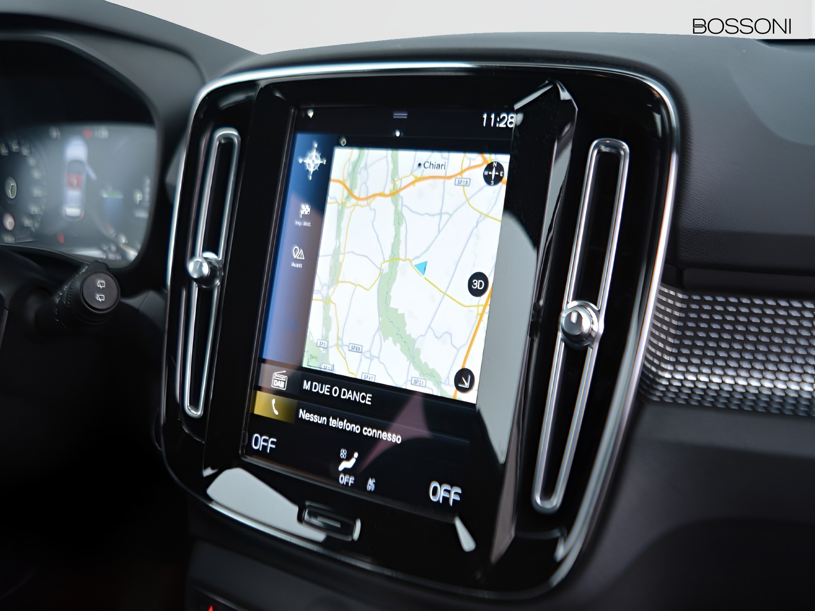 11 - Volvo XC40 1.5 t4 recharge plug-in-hybrid r-design geartronic my21