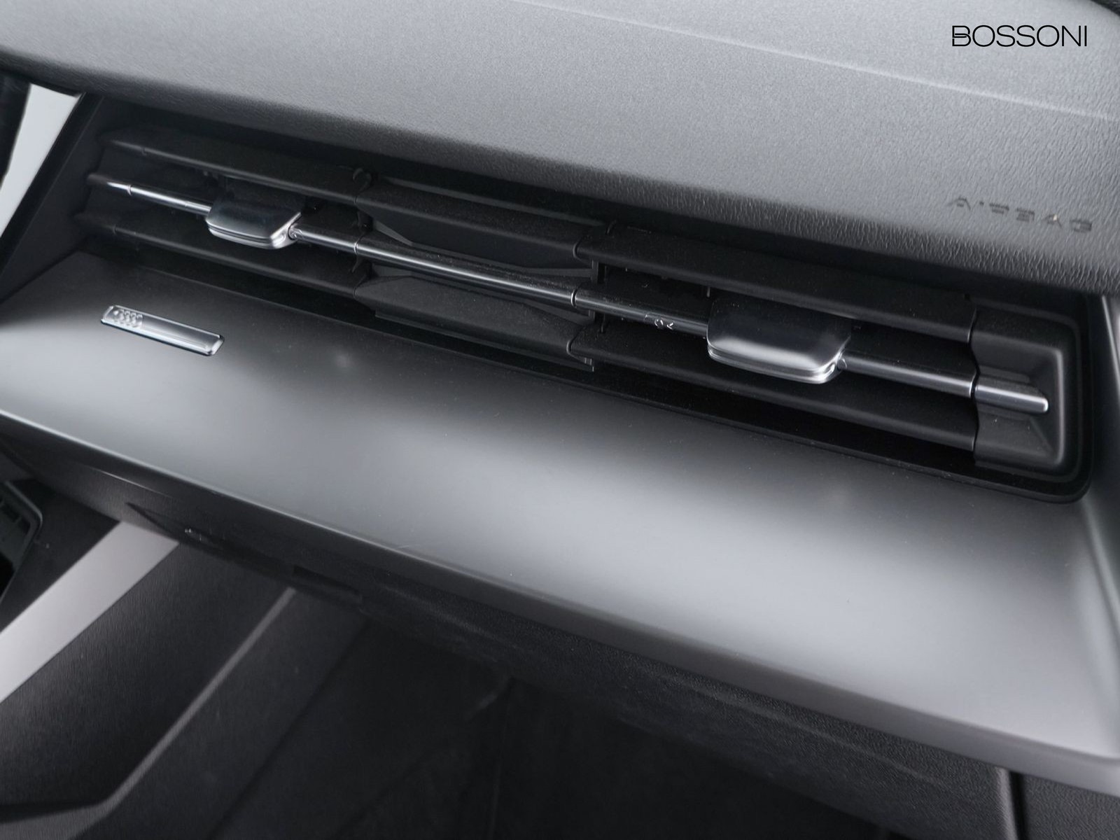 18 - Audi A3 sportback 30 2.0 tdi