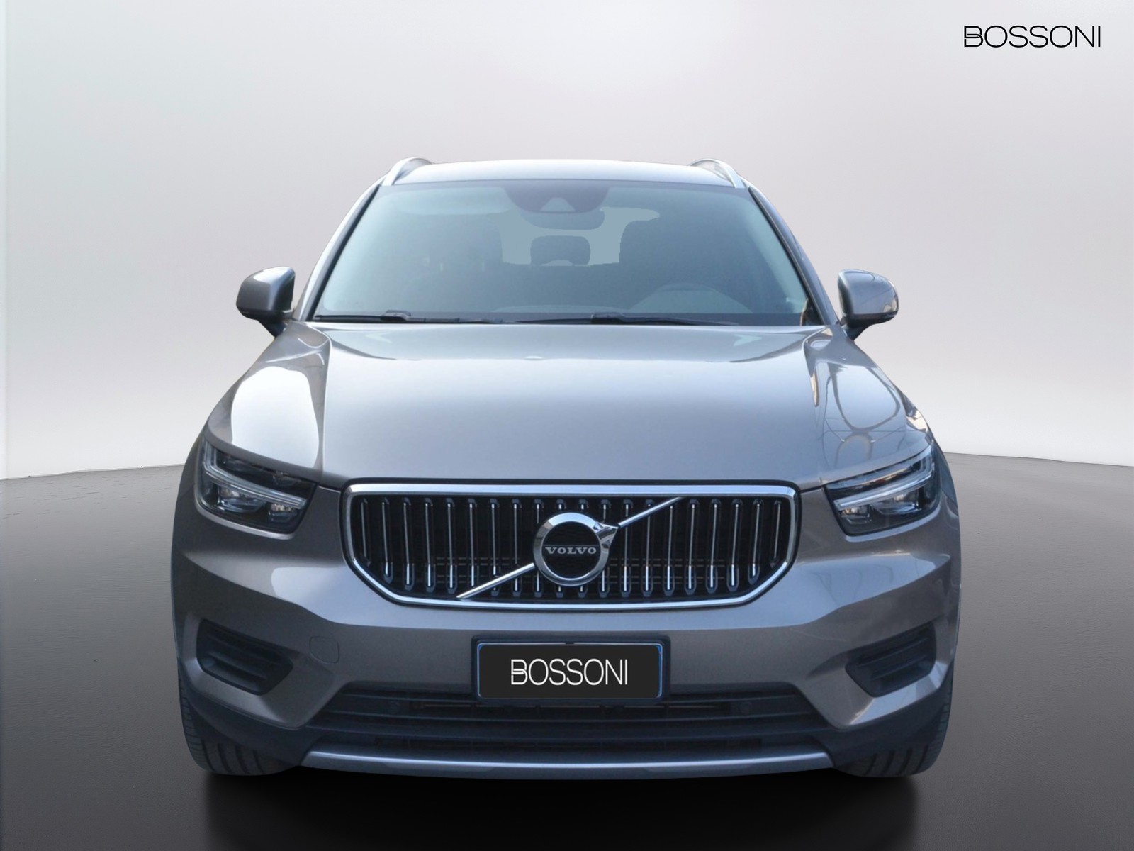 2 - Volvo XC40 1.5 t4 recharge plug-in-hybrid inscription expression geartronic my21