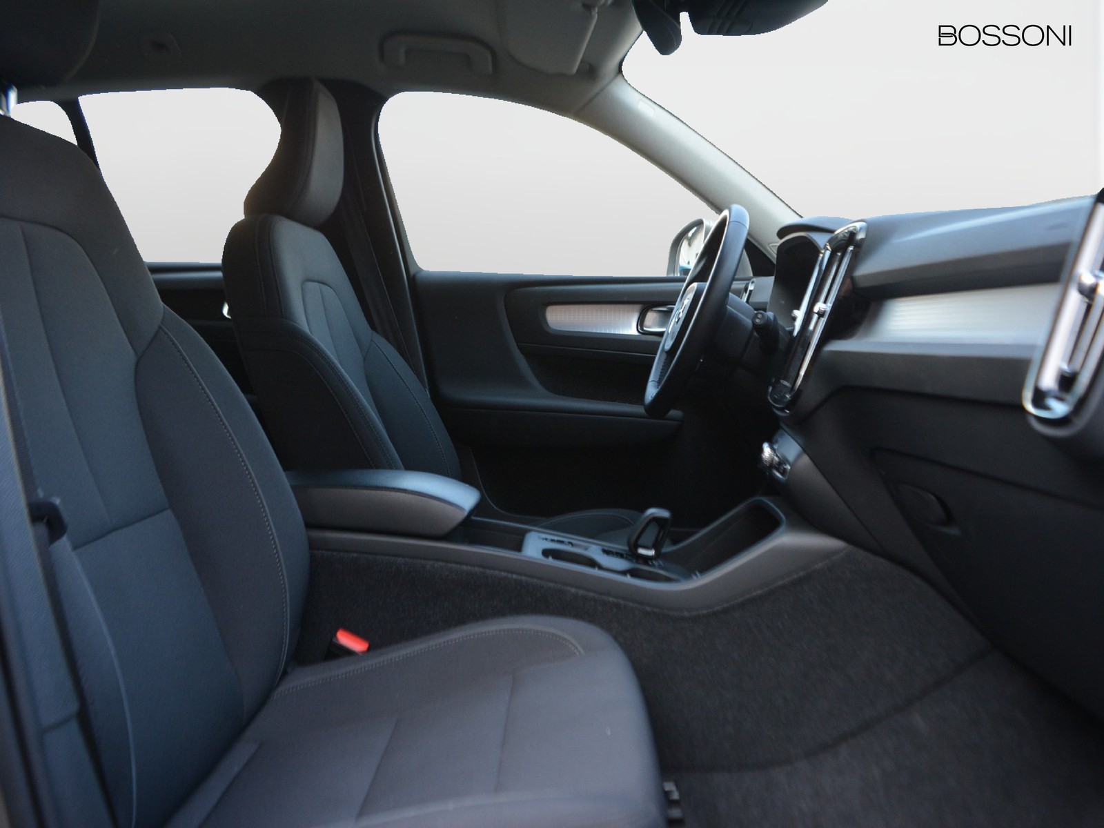 5 - Volvo XC40 1.5 t4 recharge plug-in-hybrid inscription expression geartronic my21