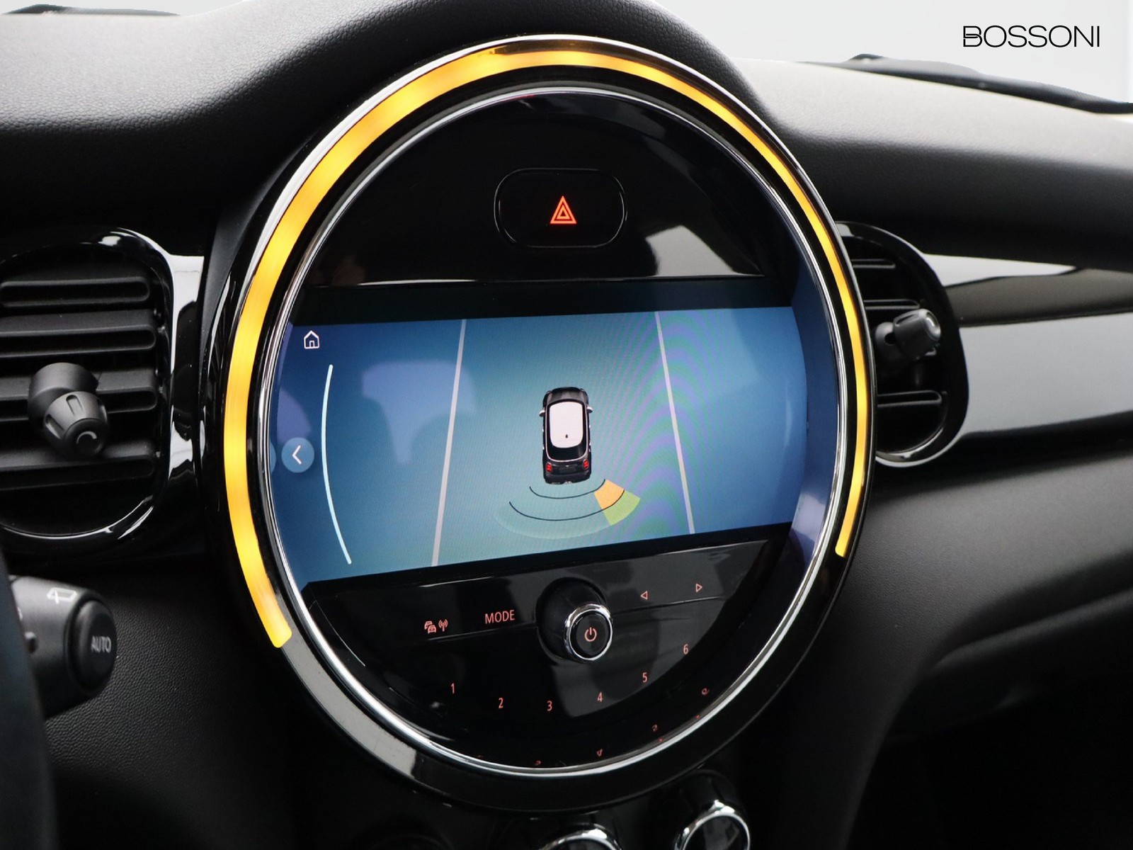 11 - Mini Mini 5 porte 1.5 twin power turbo cooper yours