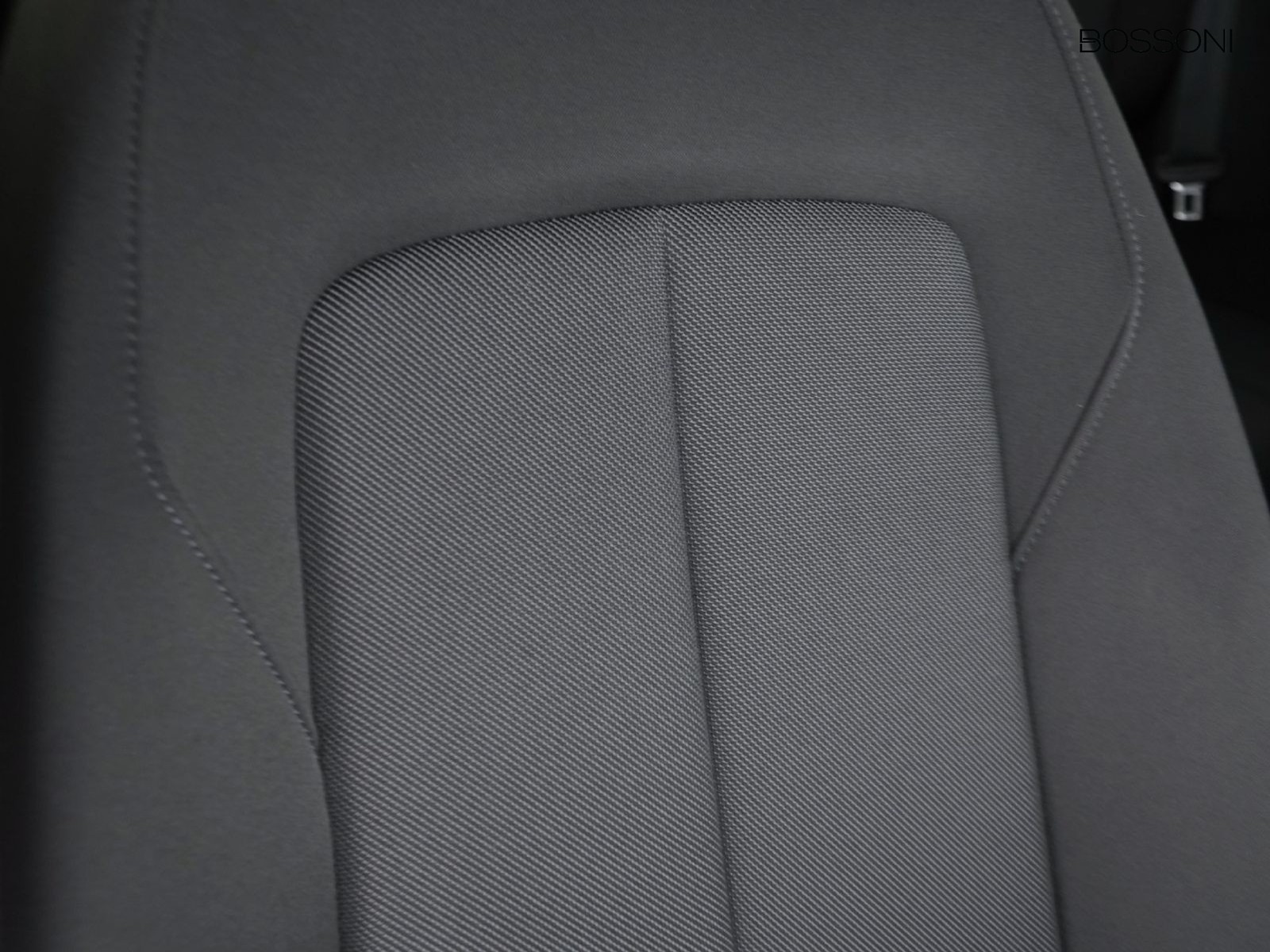 20 - Audi Q2 30 2.0 tdi admired advanced s tronic