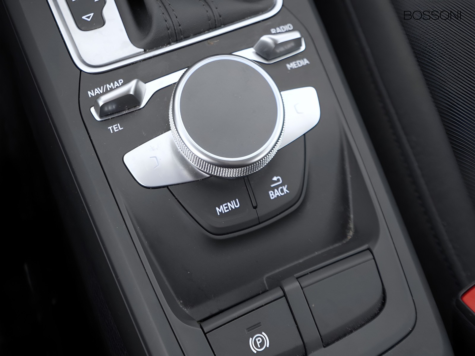 23 - Audi Q2 35 2.0 tdi admired advanced s tronic