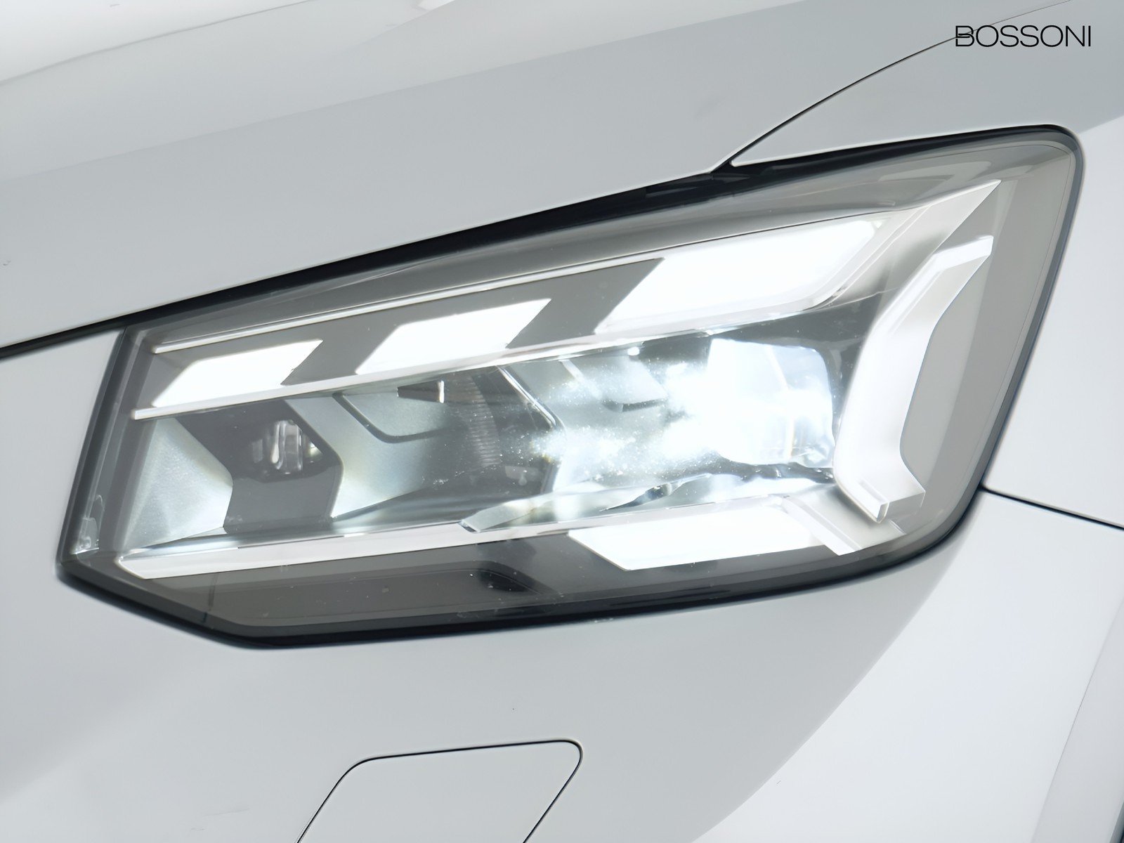 6 - Audi Q2 30 2.0 tdi admired advanced