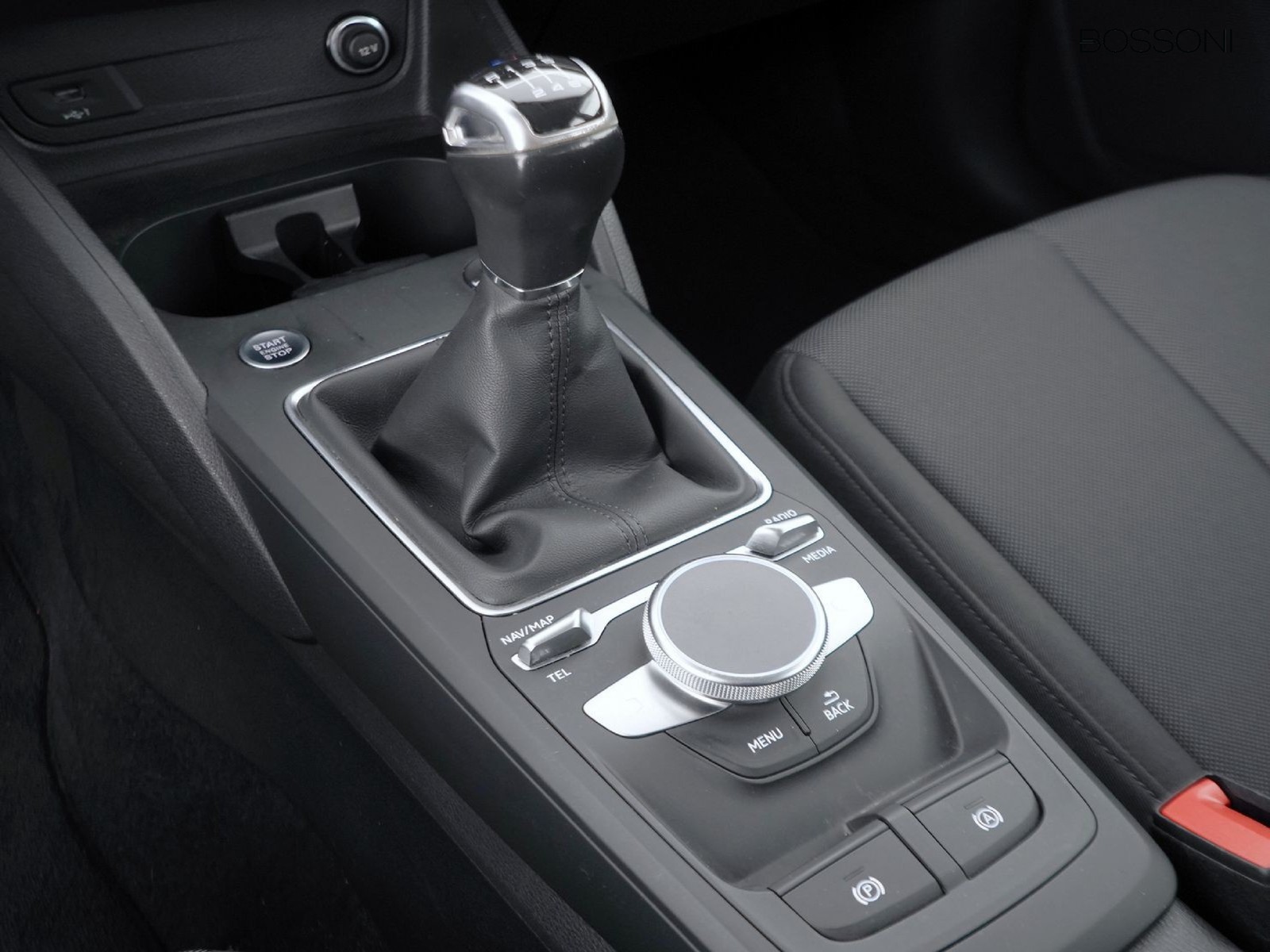 22 - Audi Q2 30 2.0 tdi admired advanced