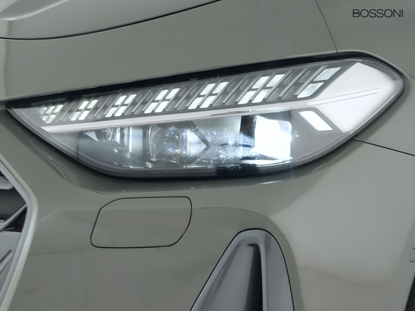 6 - Audi A5 avant 2.0 tdi mhev+ 204cv business advanced