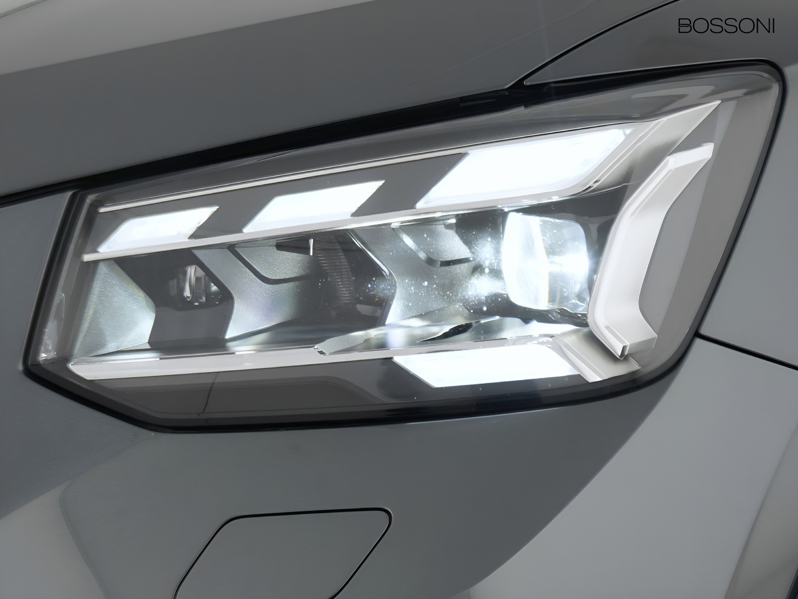 6 - Audi Q2 35 1.5 tfsi s line edition s tronic