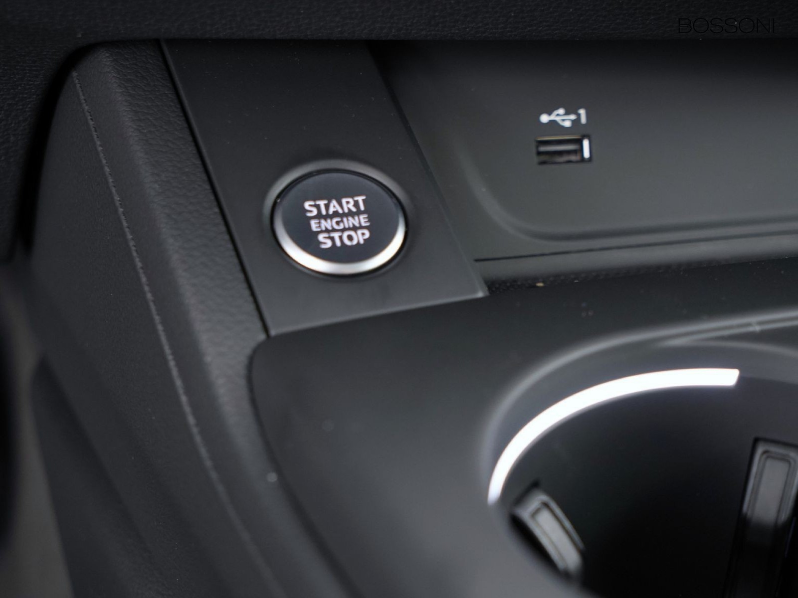 23 - Audi A4 avant 30 2.0 tdi mhev 136cv business advanced s tronic