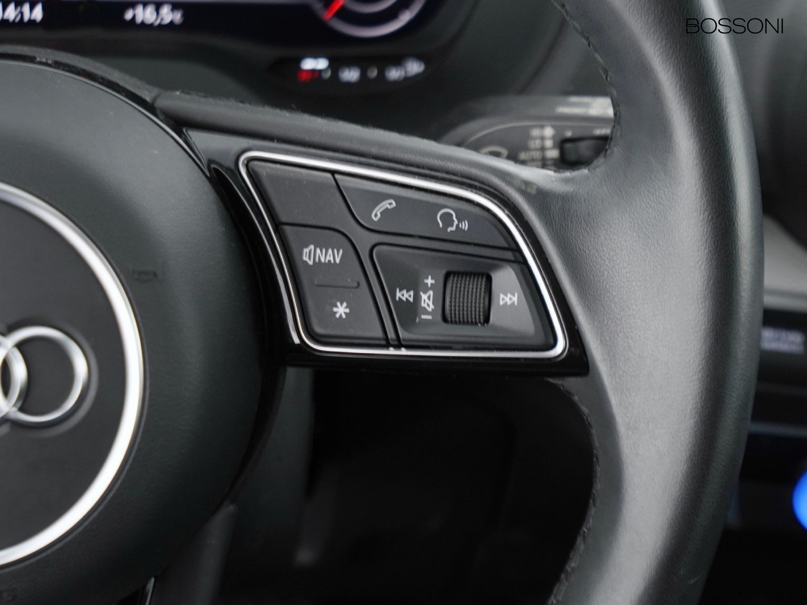 9 - Audi Q2 30 2.0 tdi admired advanced s tronic