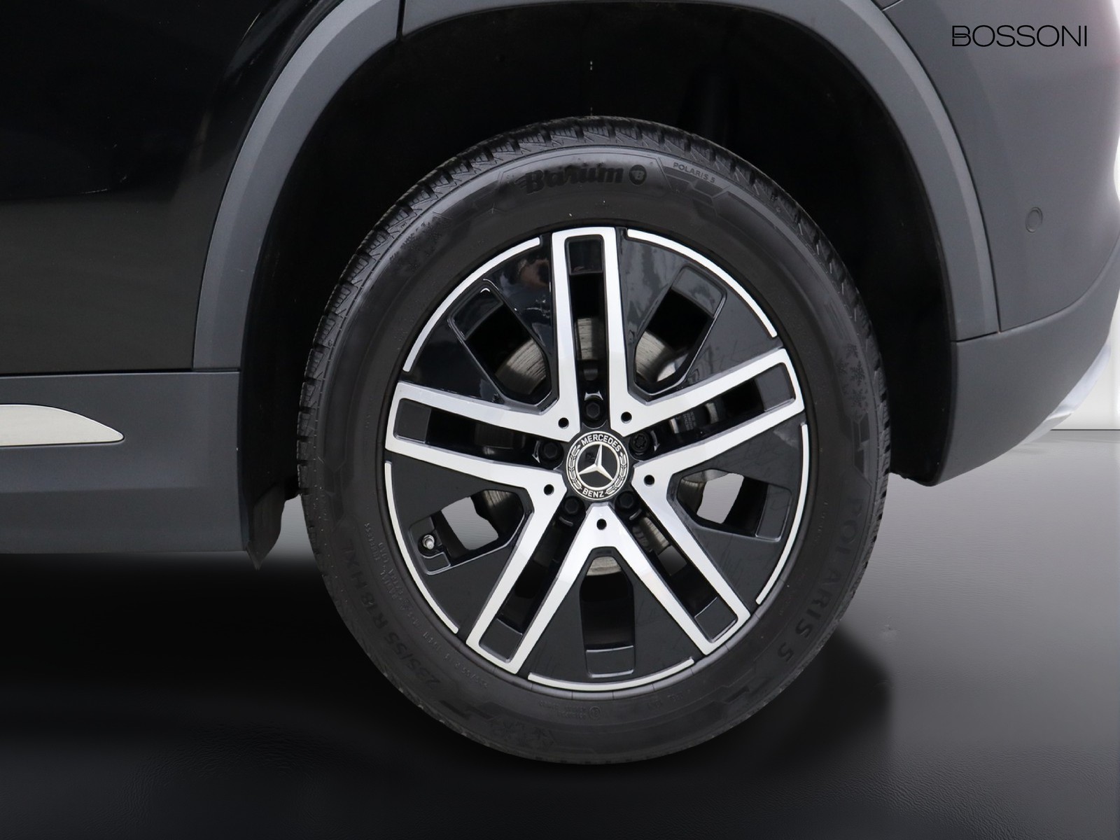 4 - Mercedes GLA 180 d sport plus 8g-dct