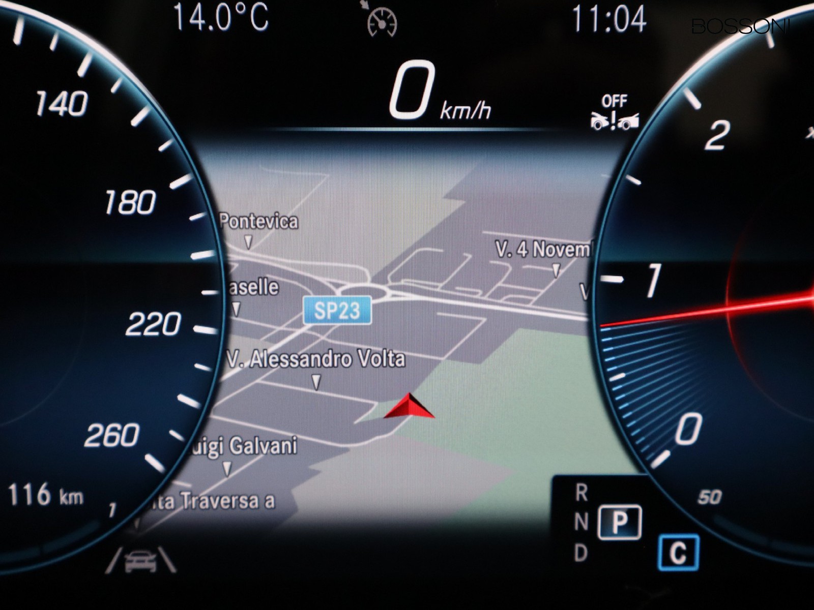 15 - Mercedes GLA 180 d sport plus 8g-dct