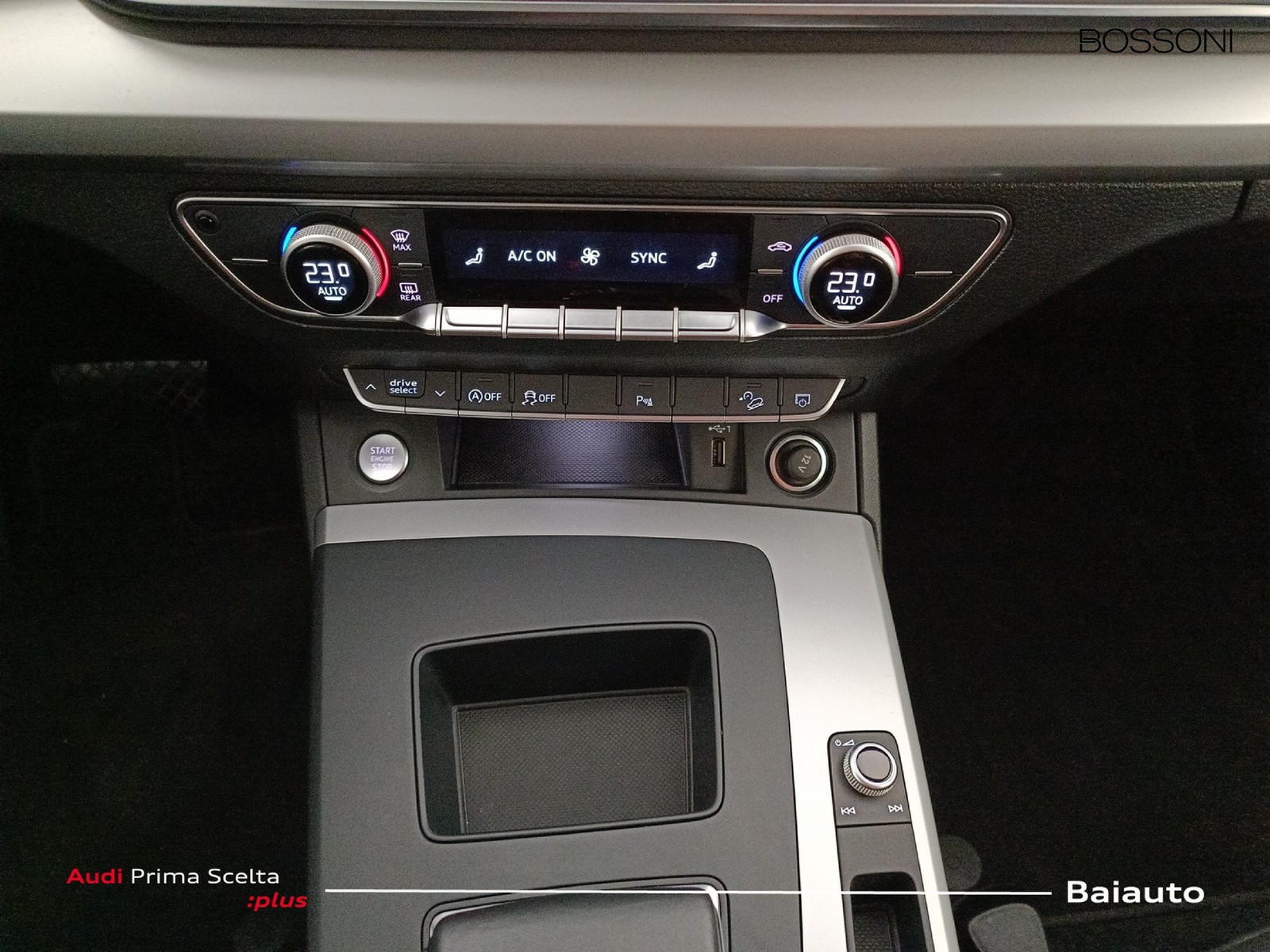 12 - Audi Q5 sportback 40 2.0 tdi mhev 12v business advanced quattro s tronic