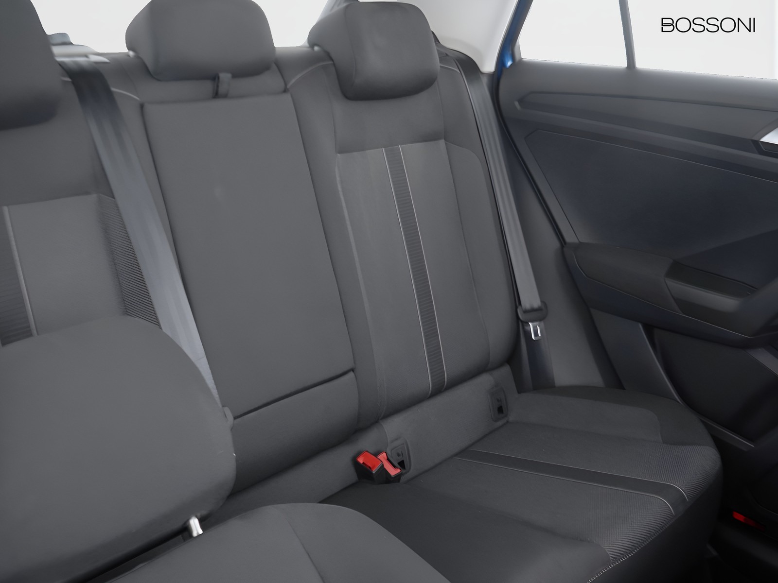 21 - Volkswagen T-Roc 1.0 tsi 110cv life