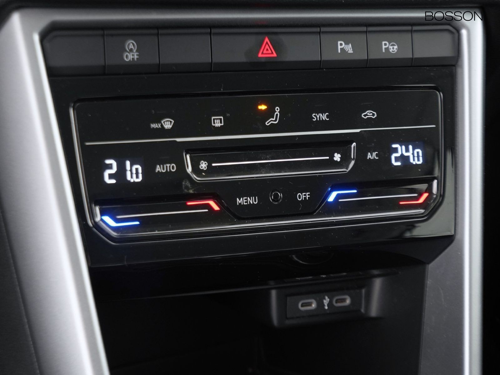 23 - Volkswagen T-Roc 1.0 tsi 110cv life