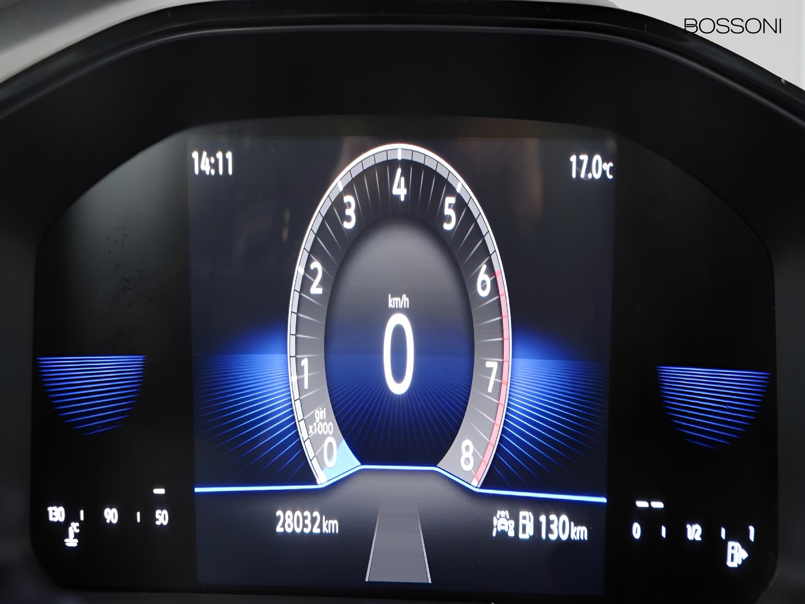 29 - Volkswagen T-Roc 1.0 tsi 110cv life