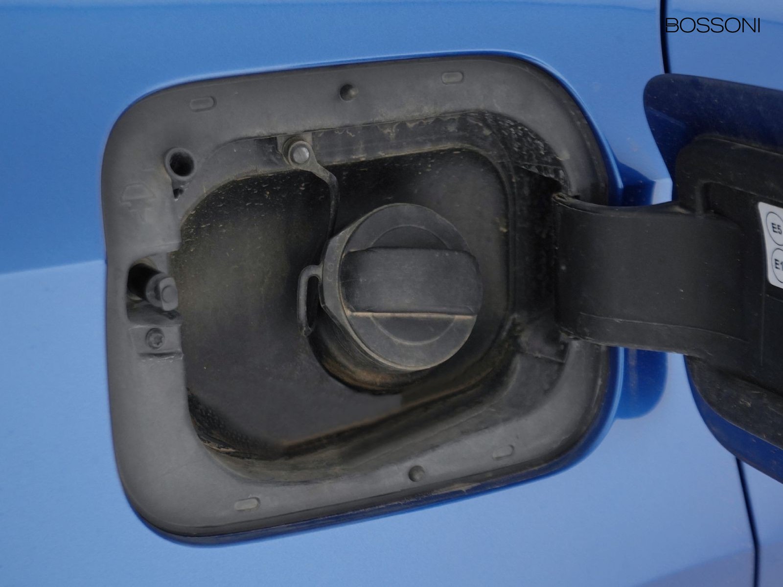 30 - Volkswagen T-Roc 1.0 tsi 110cv life