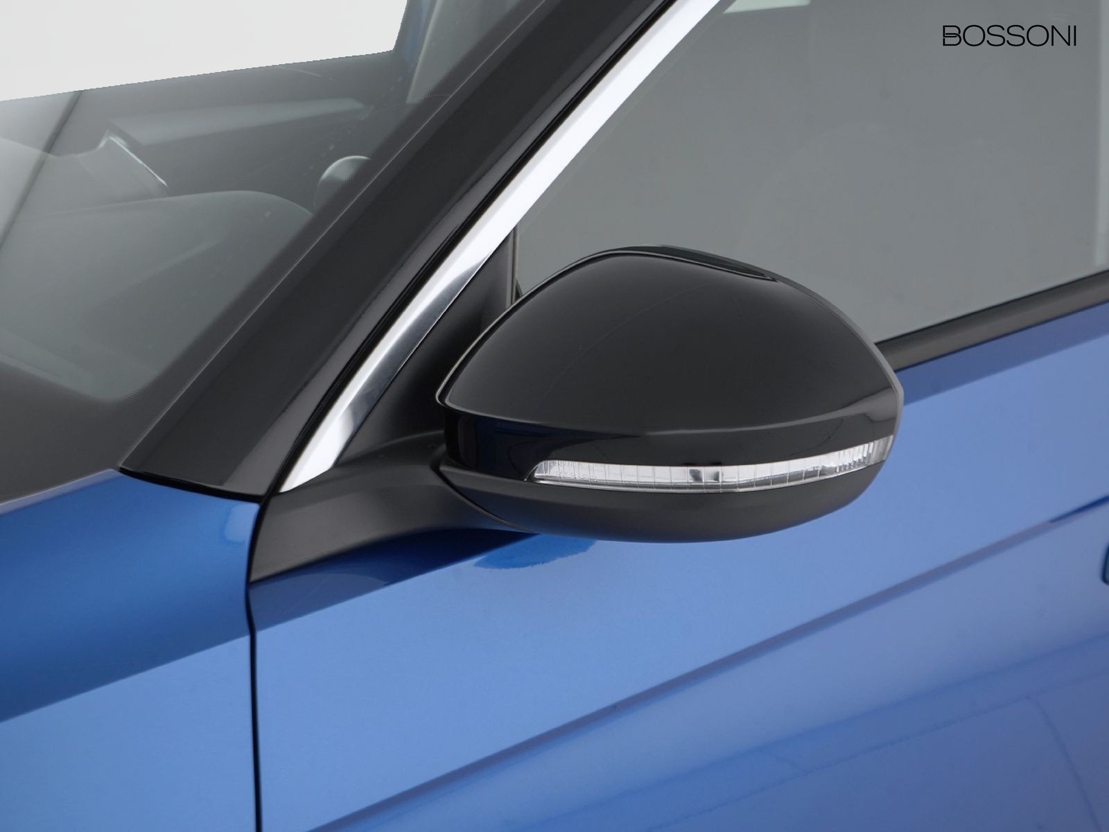 35 - Volkswagen T-Roc 1.0 tsi 110cv life