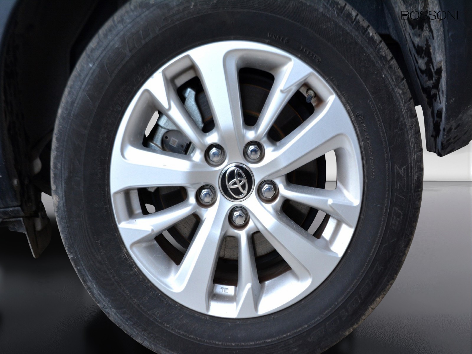 15 - Toyota yaris cross 1.5 h 116cv business fwd e-cvt