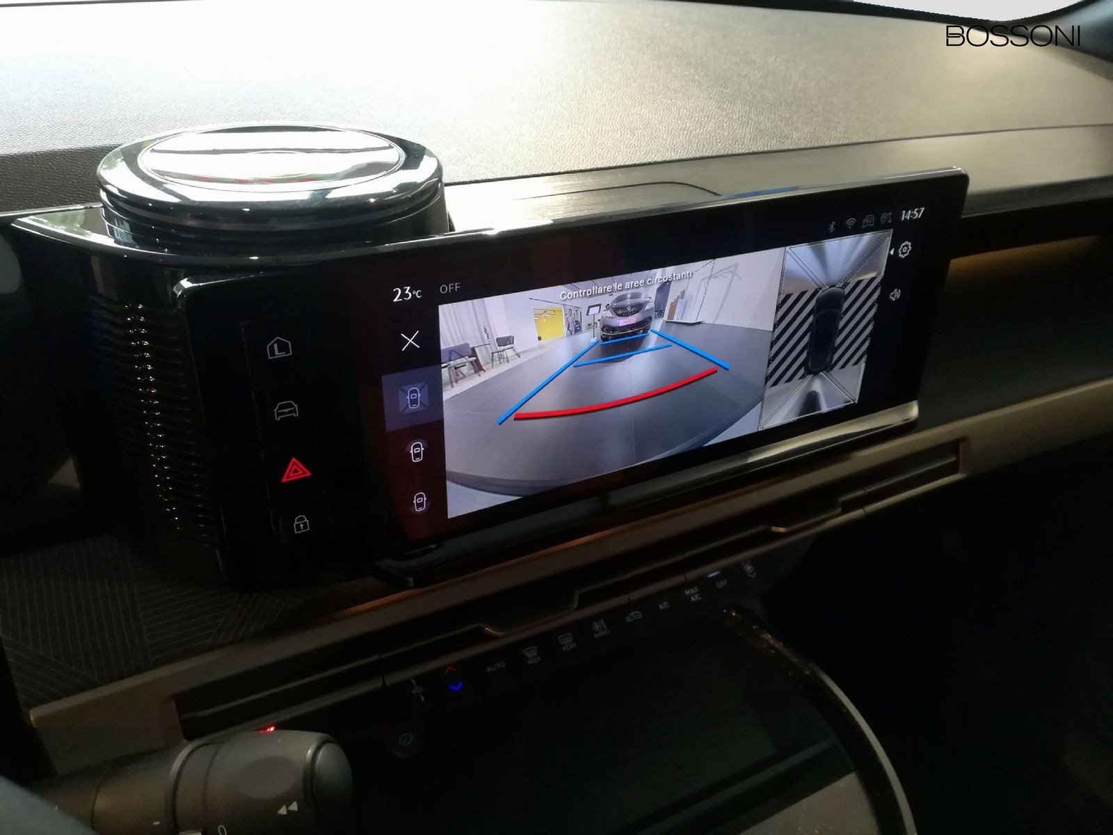 17 - Lancia Ypsilon 51kwh lx