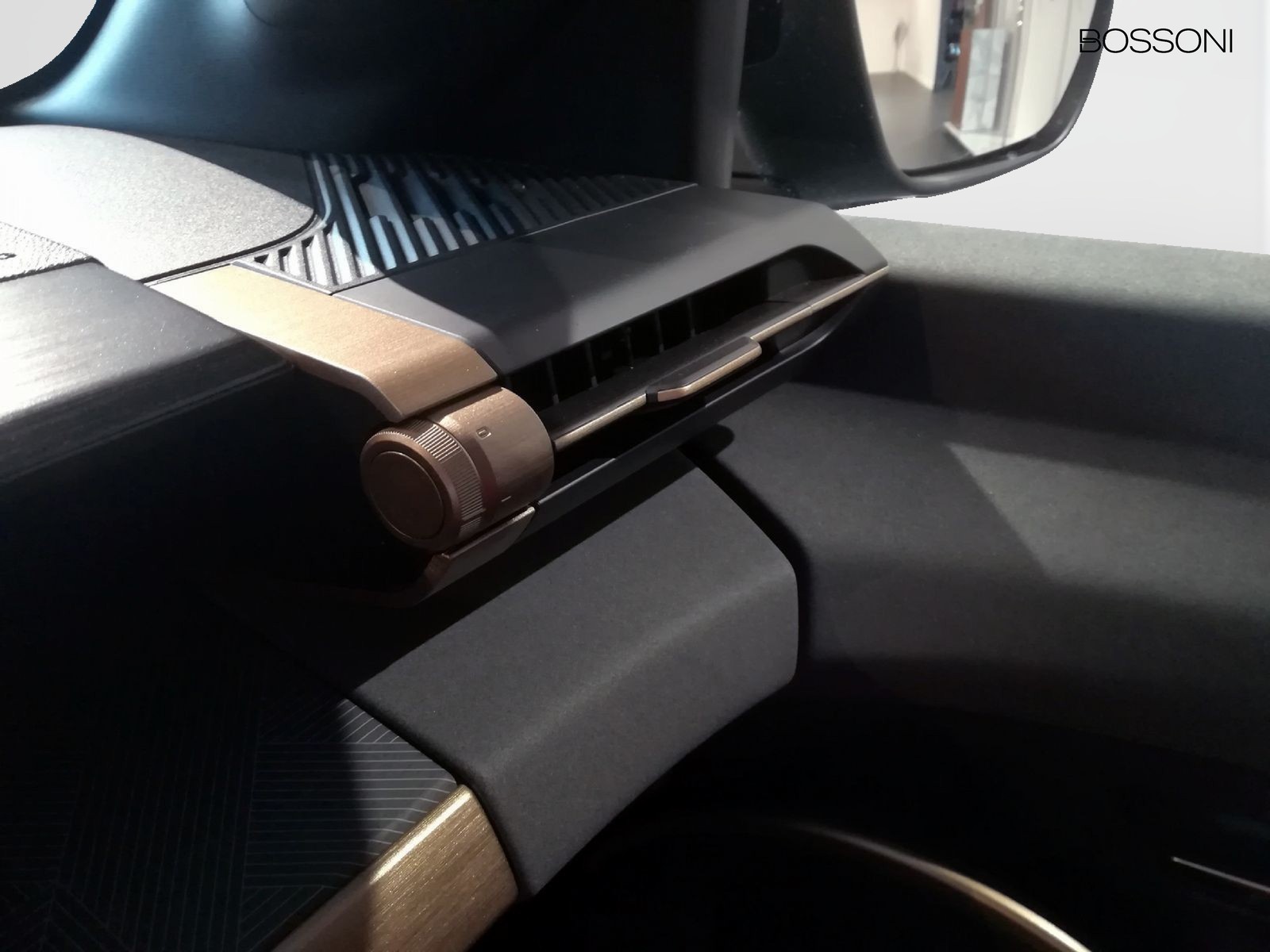 21 - Lancia Ypsilon 51kwh lx