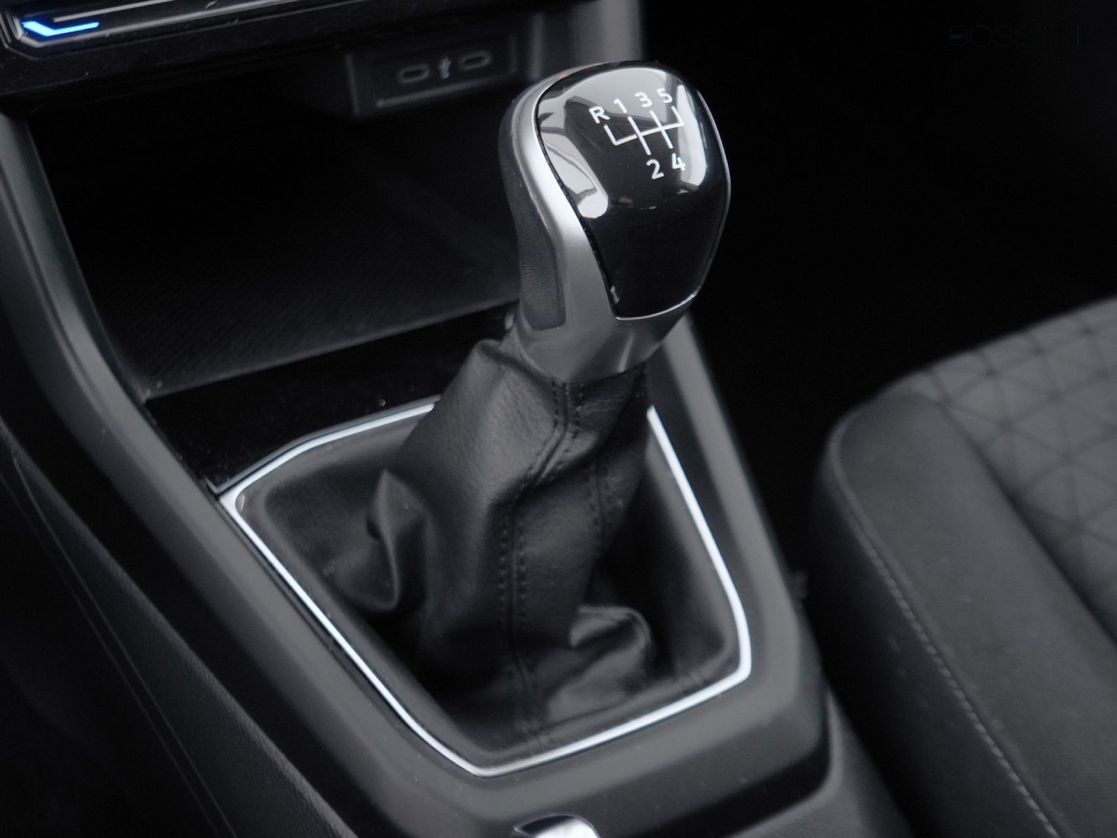 22 - Volkswagen T-Cross 1.0 tsi 95cv style