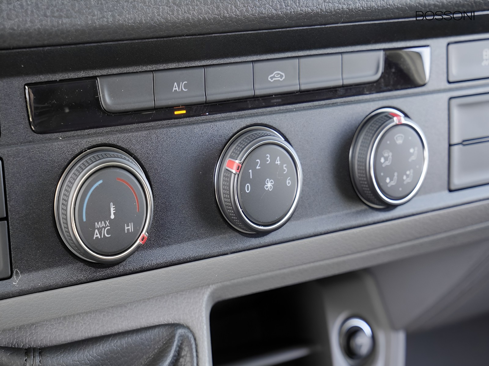 23 - Volkswagen VIC Crafter 30 2.0 tdi 140cv l3h3 business