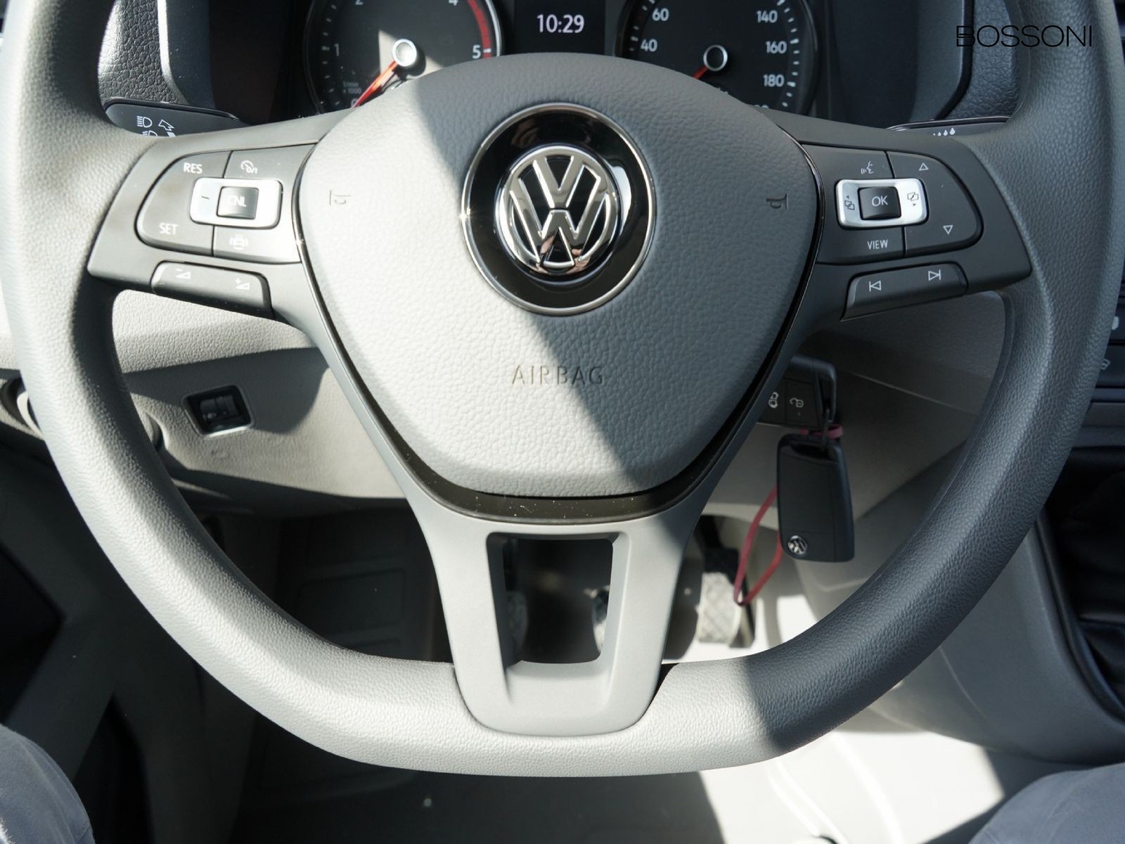 27 - Volkswagen VIC Crafter 30 2.0 tdi 140cv l3h3 business