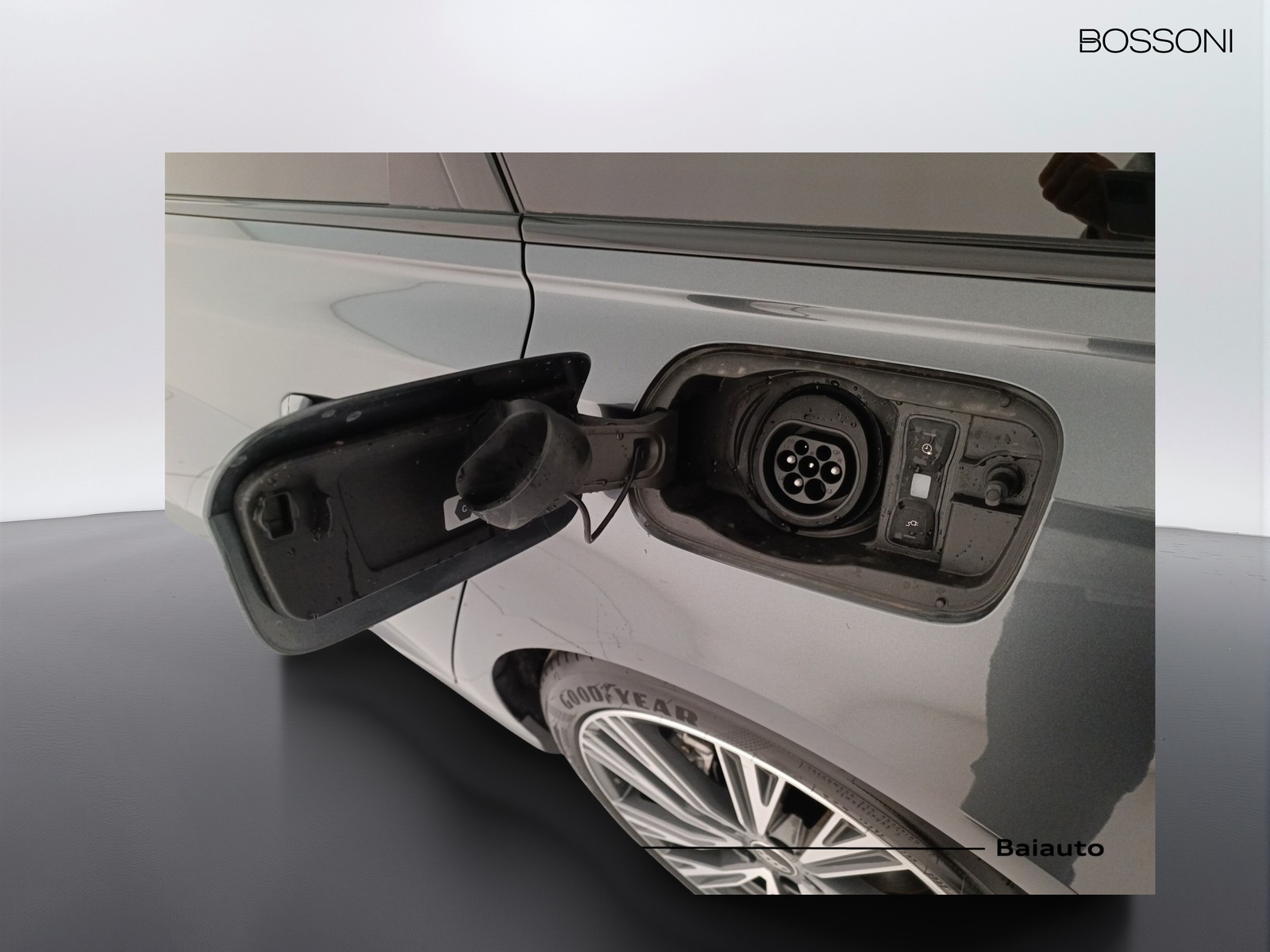 38 - Audi A6 avant 50 2.0 tfsi e s line edition quattro ultra s tronic