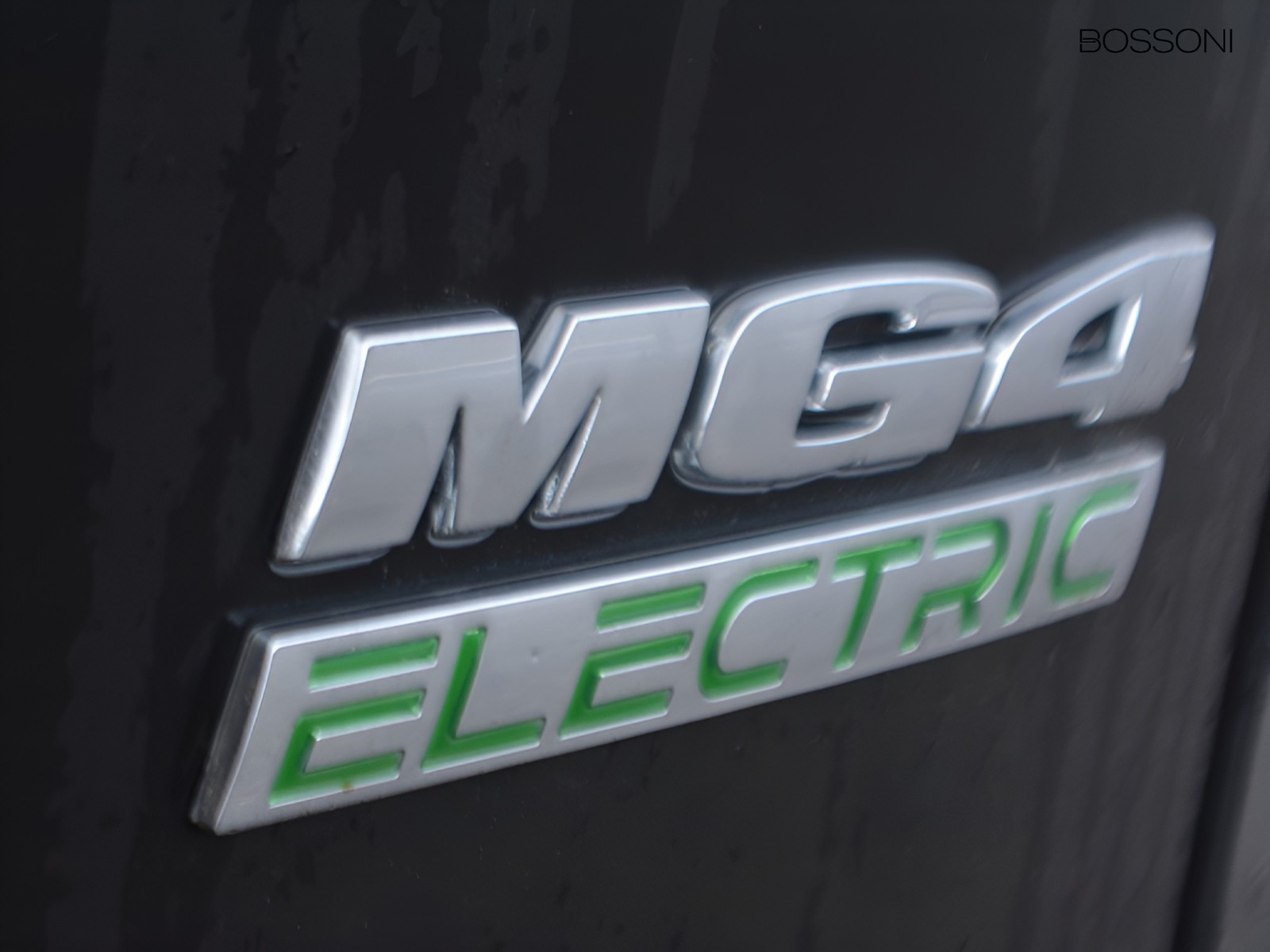 24 - Mg MG4 luxury64