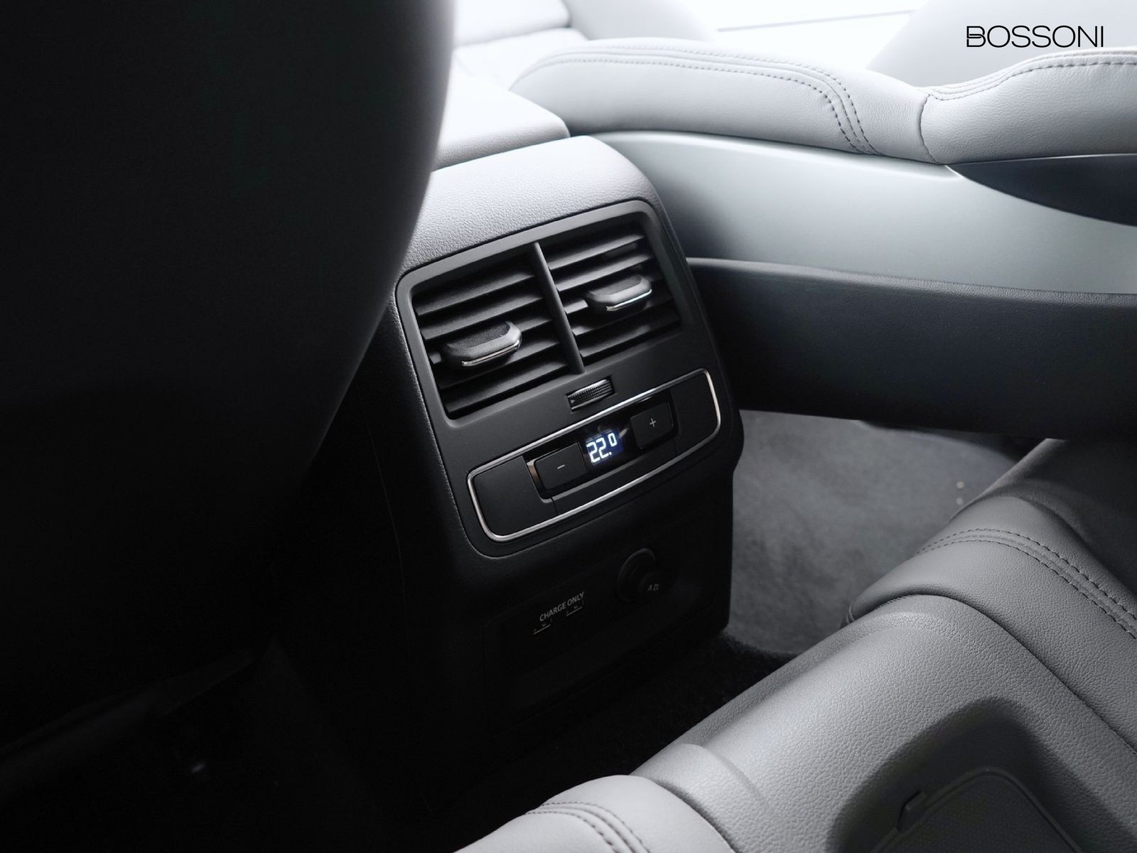 32 - Audi A5 Coupé 40 2.0 tdi mhev 204cv s line edition quattro s tronic