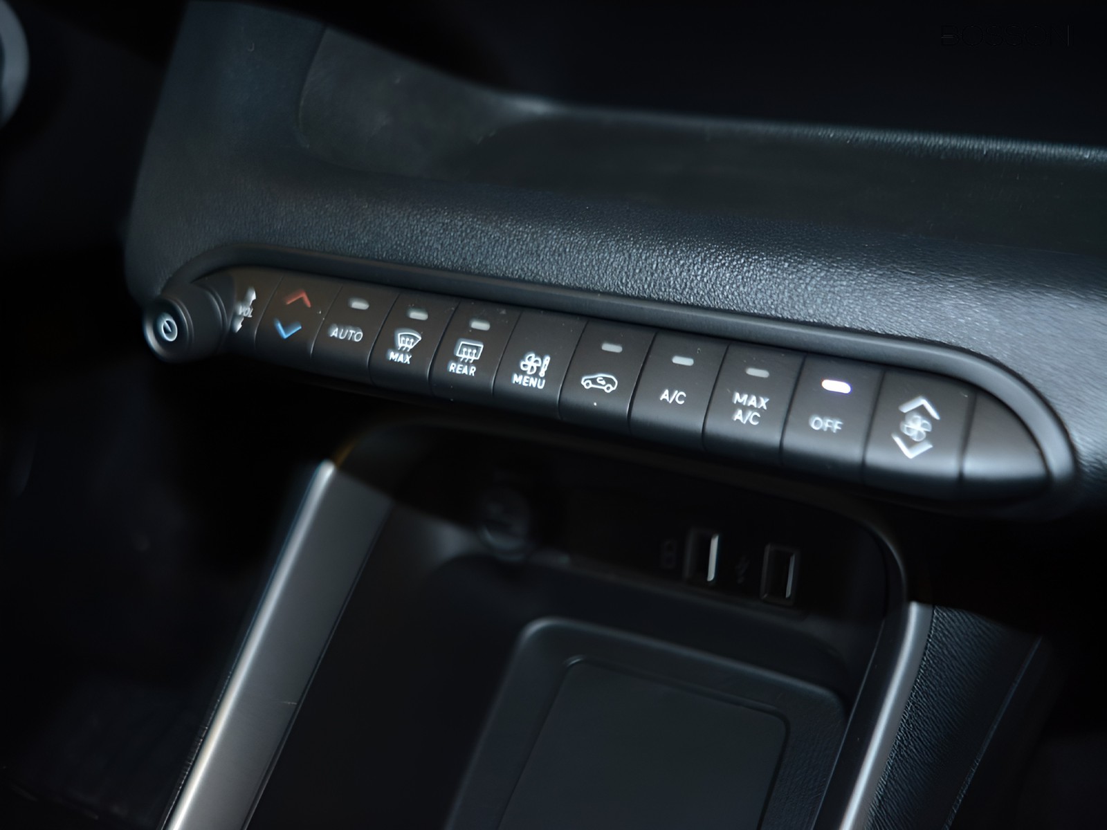 11 - Jeep Avenger 1.2 turbo 100cv altitude fwd