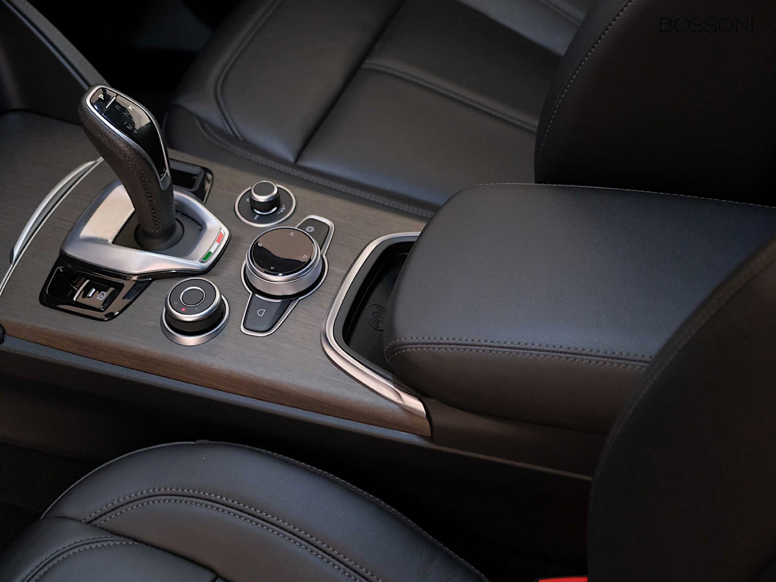 35 - Alfa Romeo Stelvio 2.2 turbo 210cv ti q4 at8