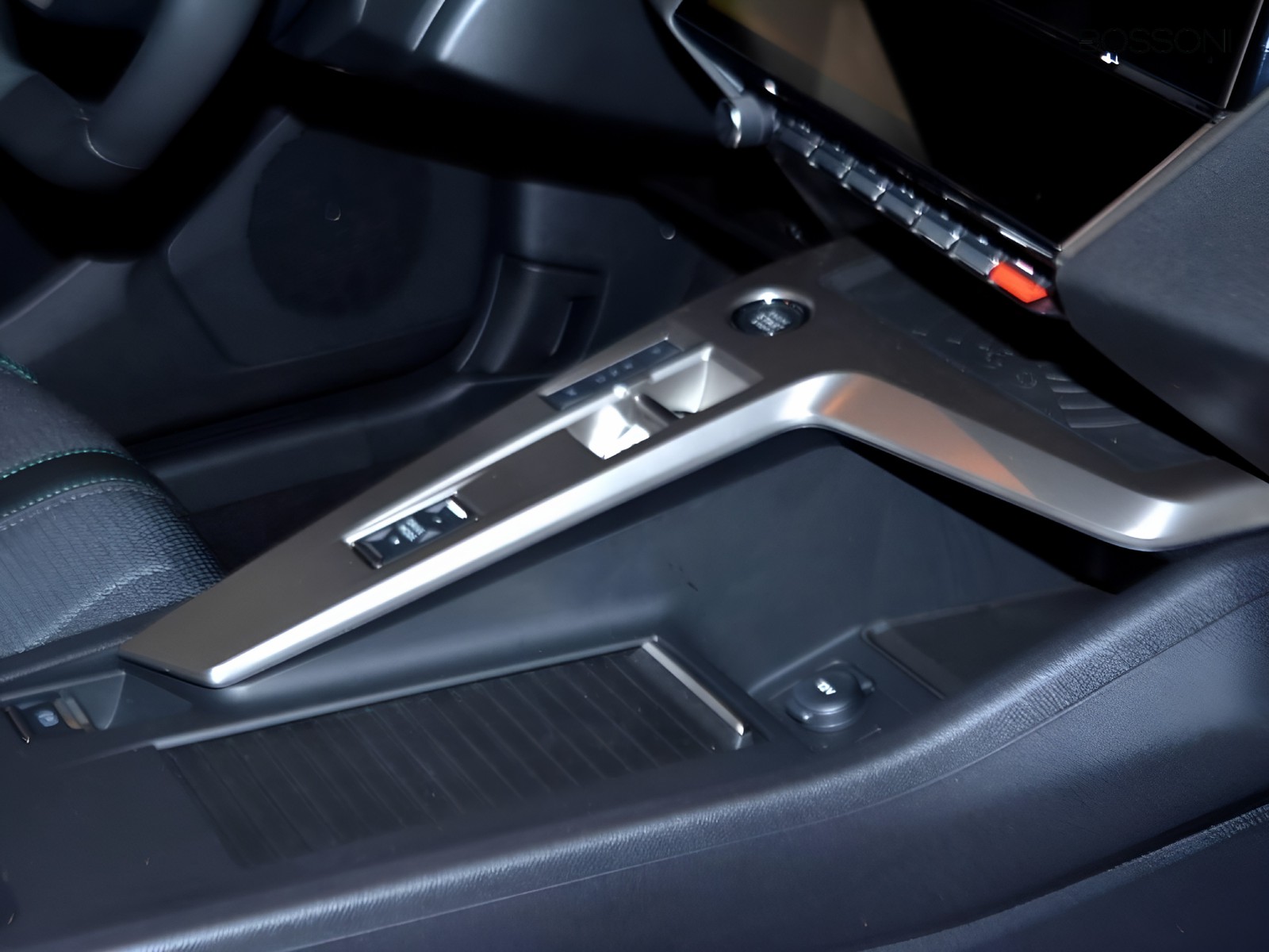 12 - Peugeot 308 sw 1.5 bluehdi allure eat8 s&s