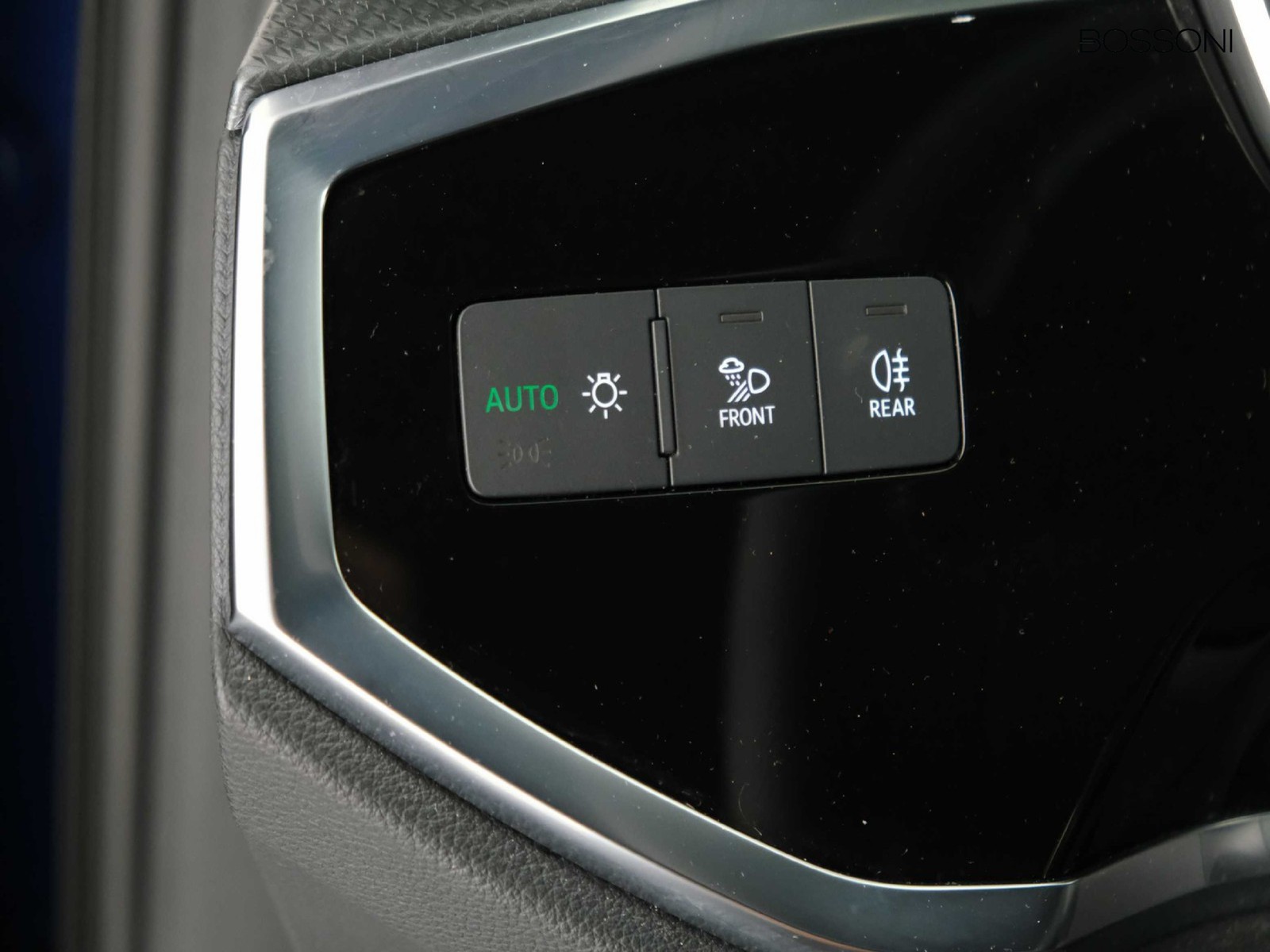 12 - Audi Q3 sportback 35 2.0 tdi s line edition s tronic