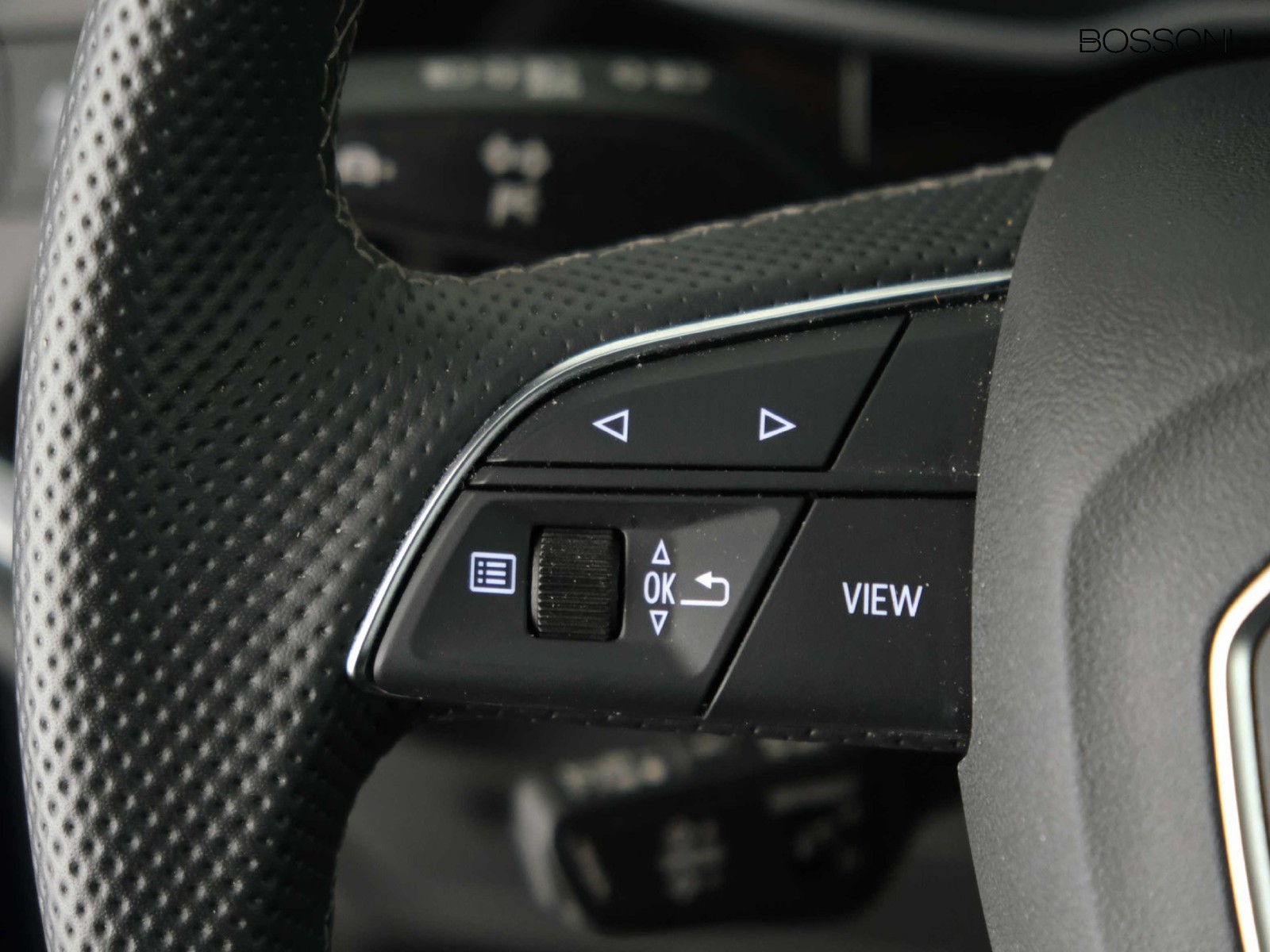 23 - Audi Q3 sportback 35 2.0 tdi s line edition s tronic