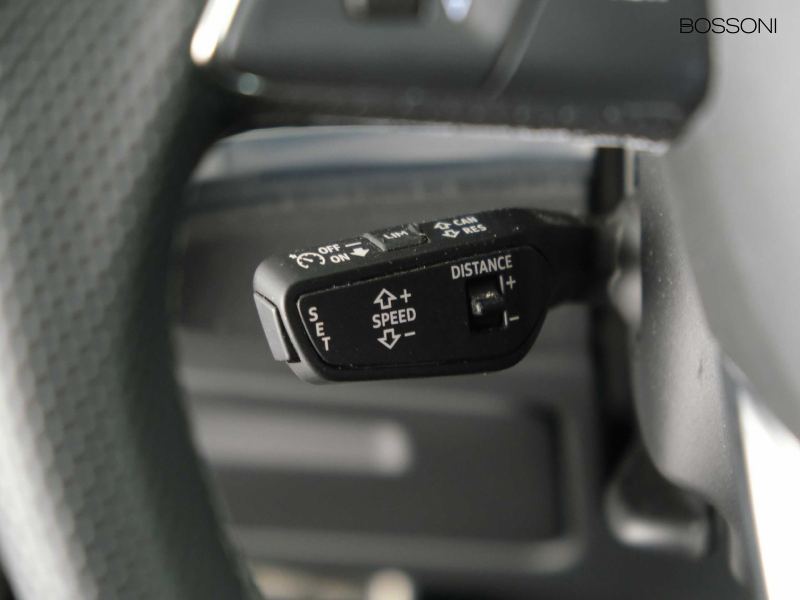 27 - Audi Q3 sportback 35 2.0 tdi s line edition s tronic