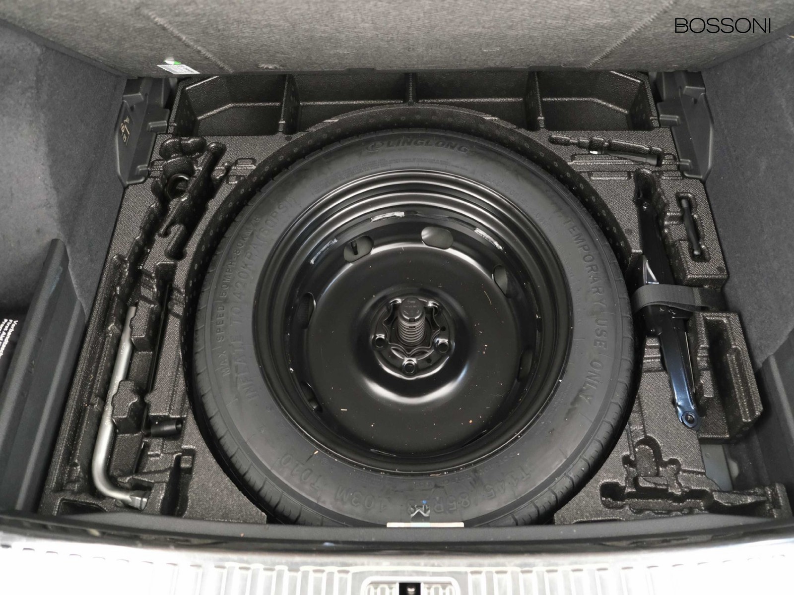 39 - Audi Q3 sportback 35 2.0 tdi s line edition s tronic