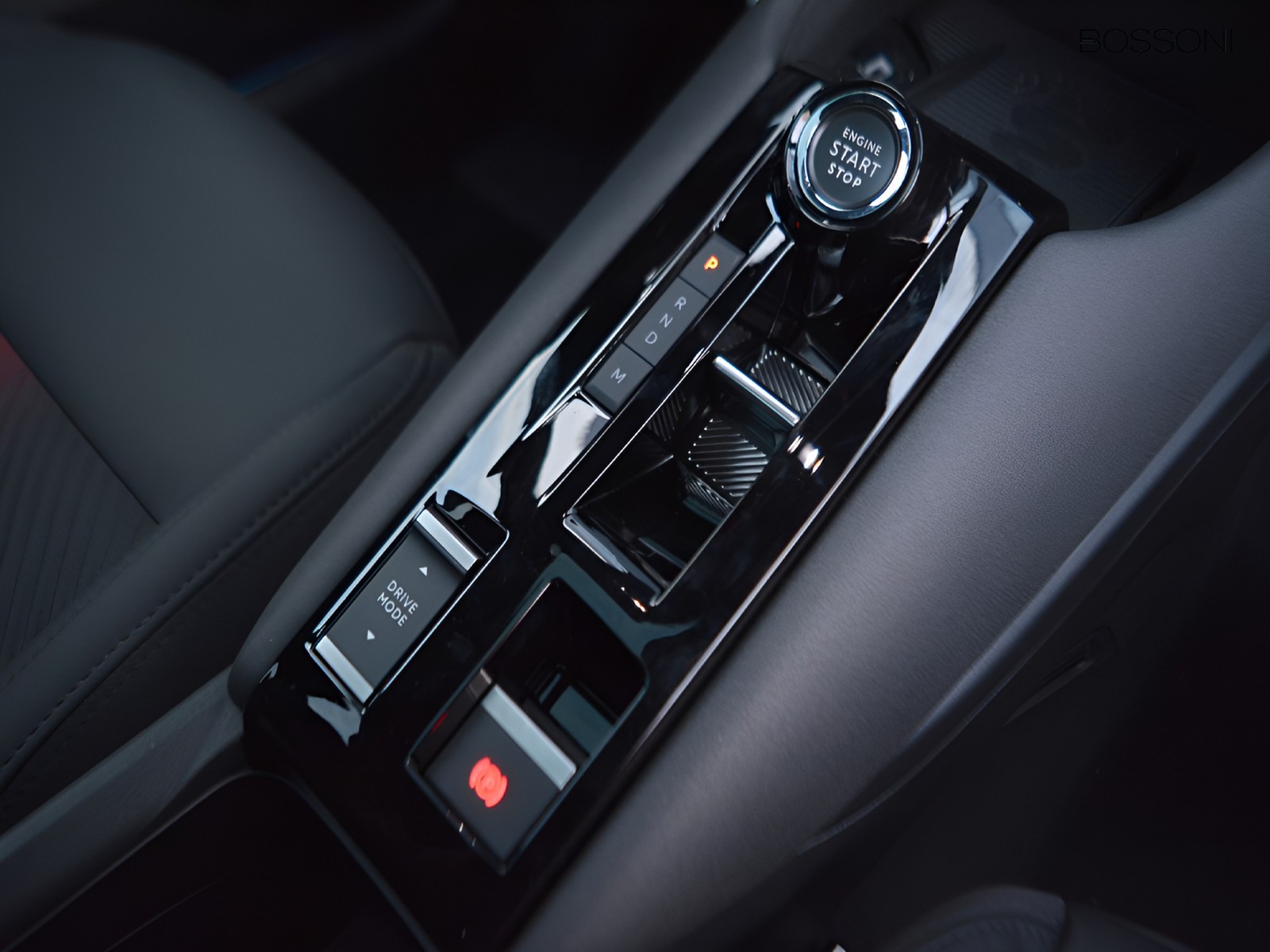 12 - Alfa Romeo Junior 1.2 hybrid 145cv ibrida q4 edct6