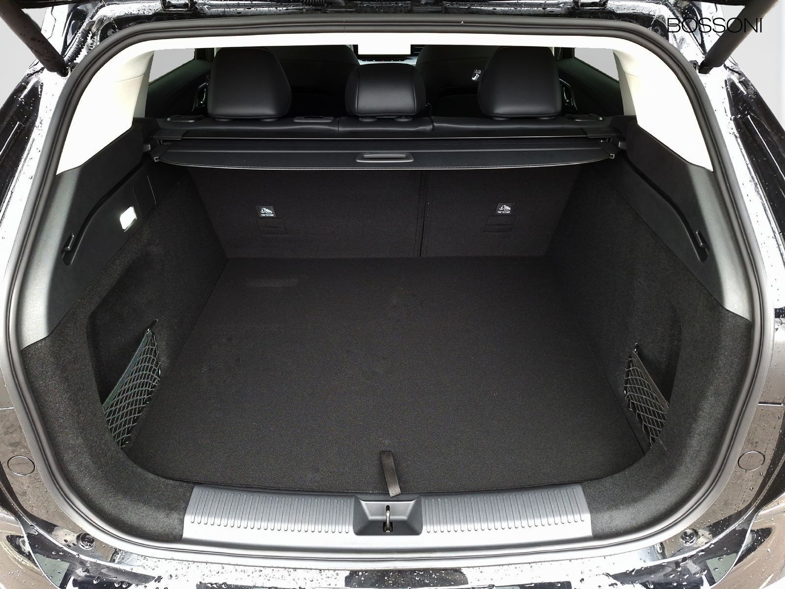 6 - Mg HS 1.5 phev luxury auto