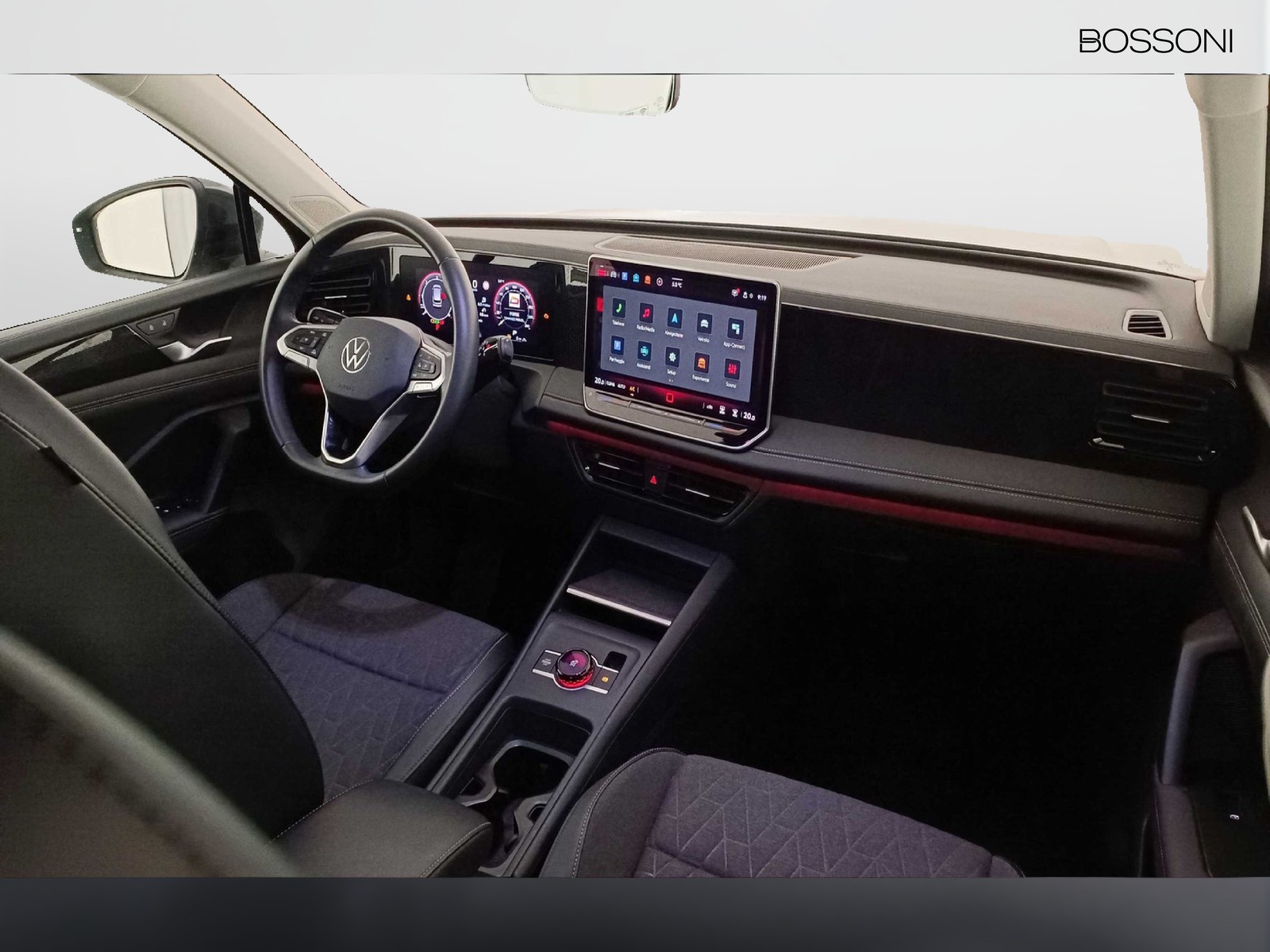 6 - Volkswagen Tiguan 2.0 tdi scr 150cv life dsg