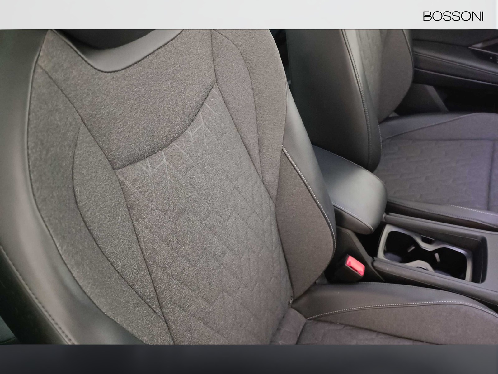 29 - Volkswagen Tiguan 2.0 tdi scr 150cv life dsg