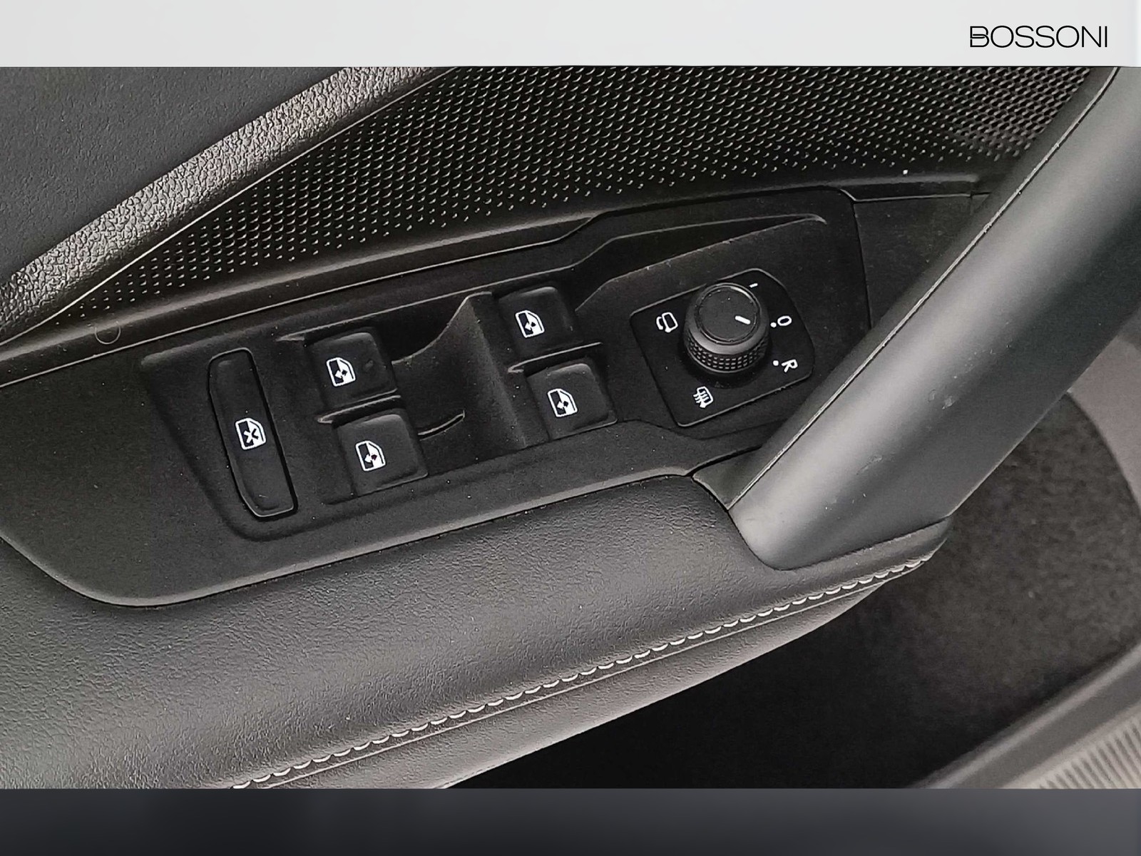 30 - Volkswagen Tiguan 2.0 tdi scr 150cv life dsg