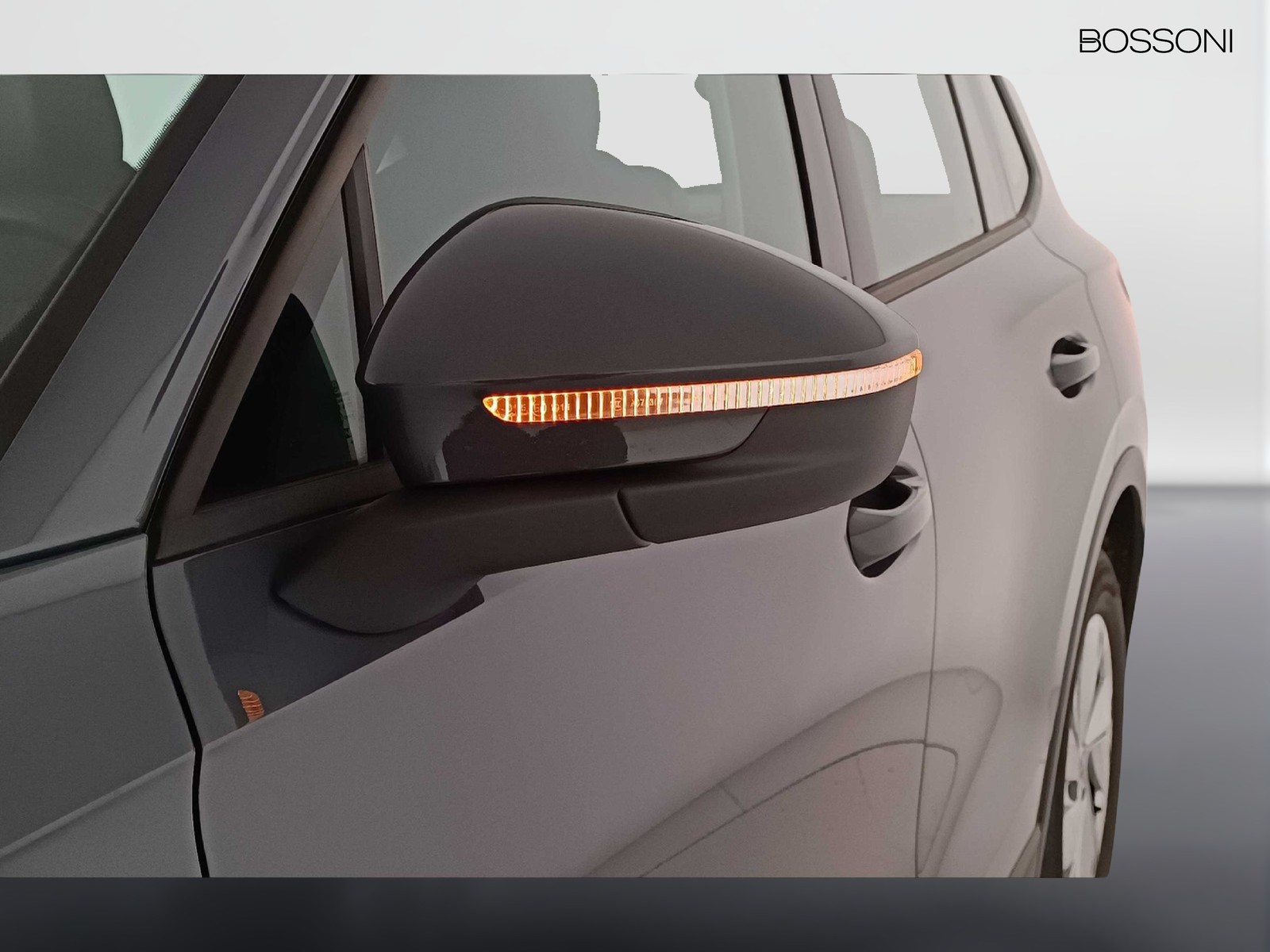 38 - Volkswagen Tiguan 2.0 tdi scr 150cv life dsg