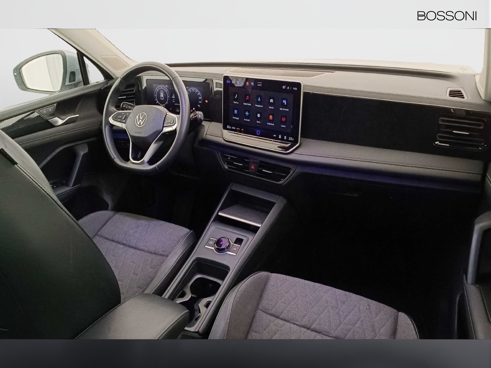 6 - Volkswagen Tiguan 2.0 tdi scr 150cv life dsg