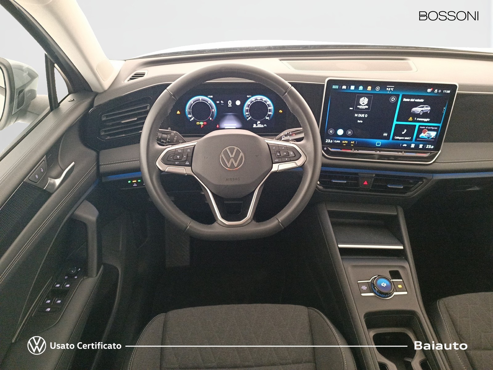 8 - Volkswagen Tiguan 2.0 tdi scr 150cv life dsg