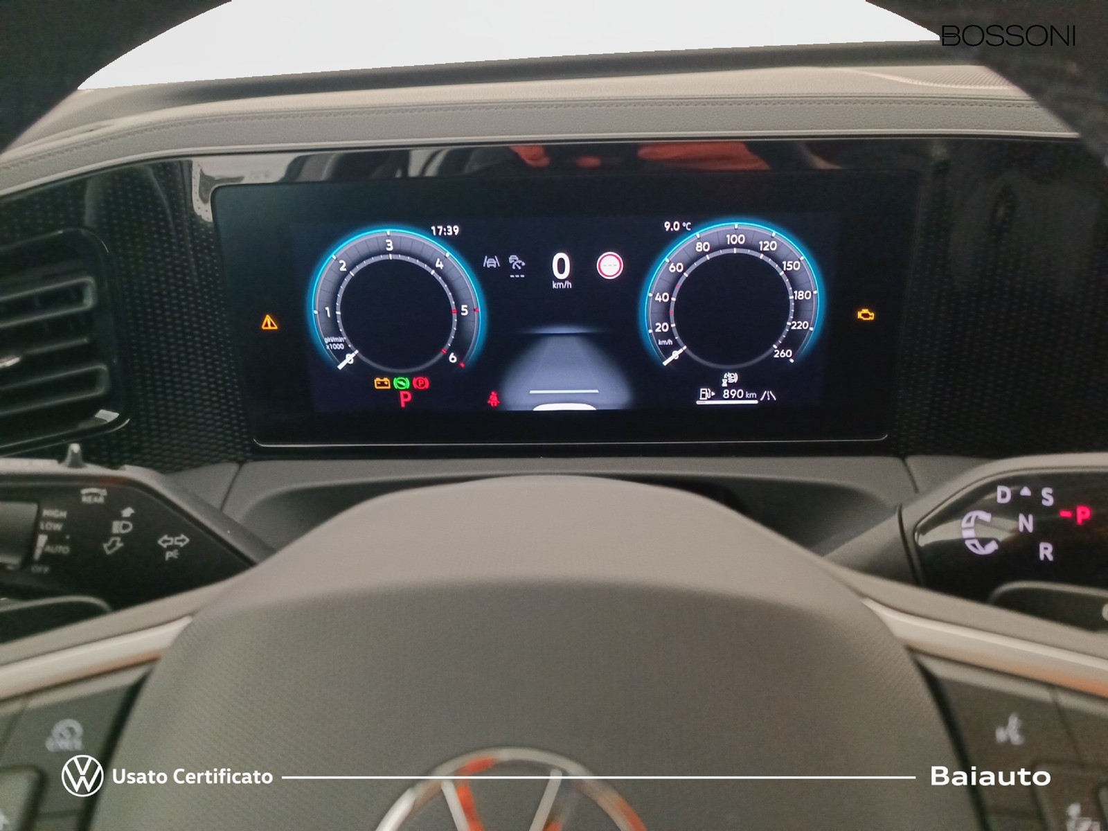 9 - Volkswagen Tiguan 2.0 tdi scr 150cv life dsg